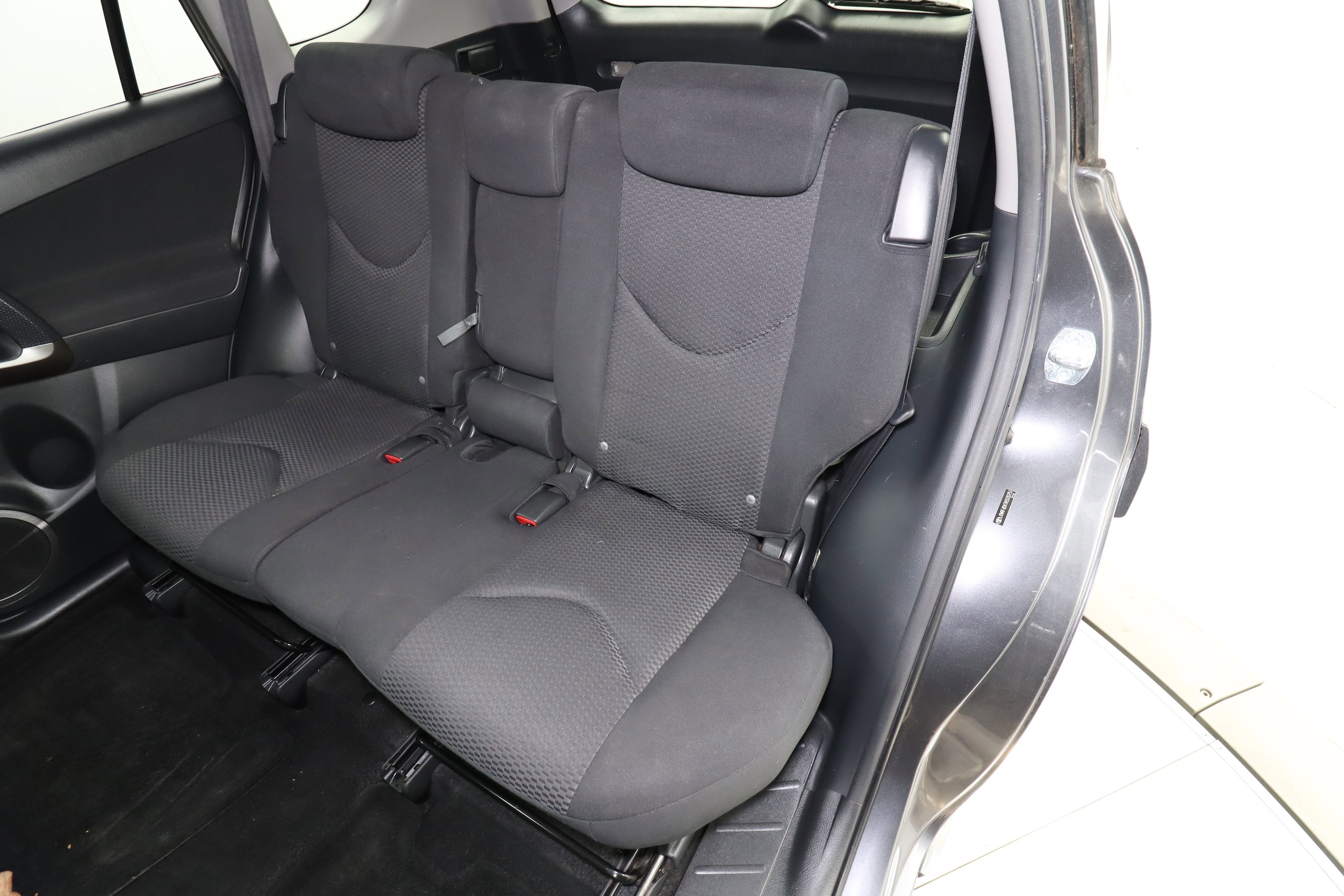 2010 Toyota RAV4 19