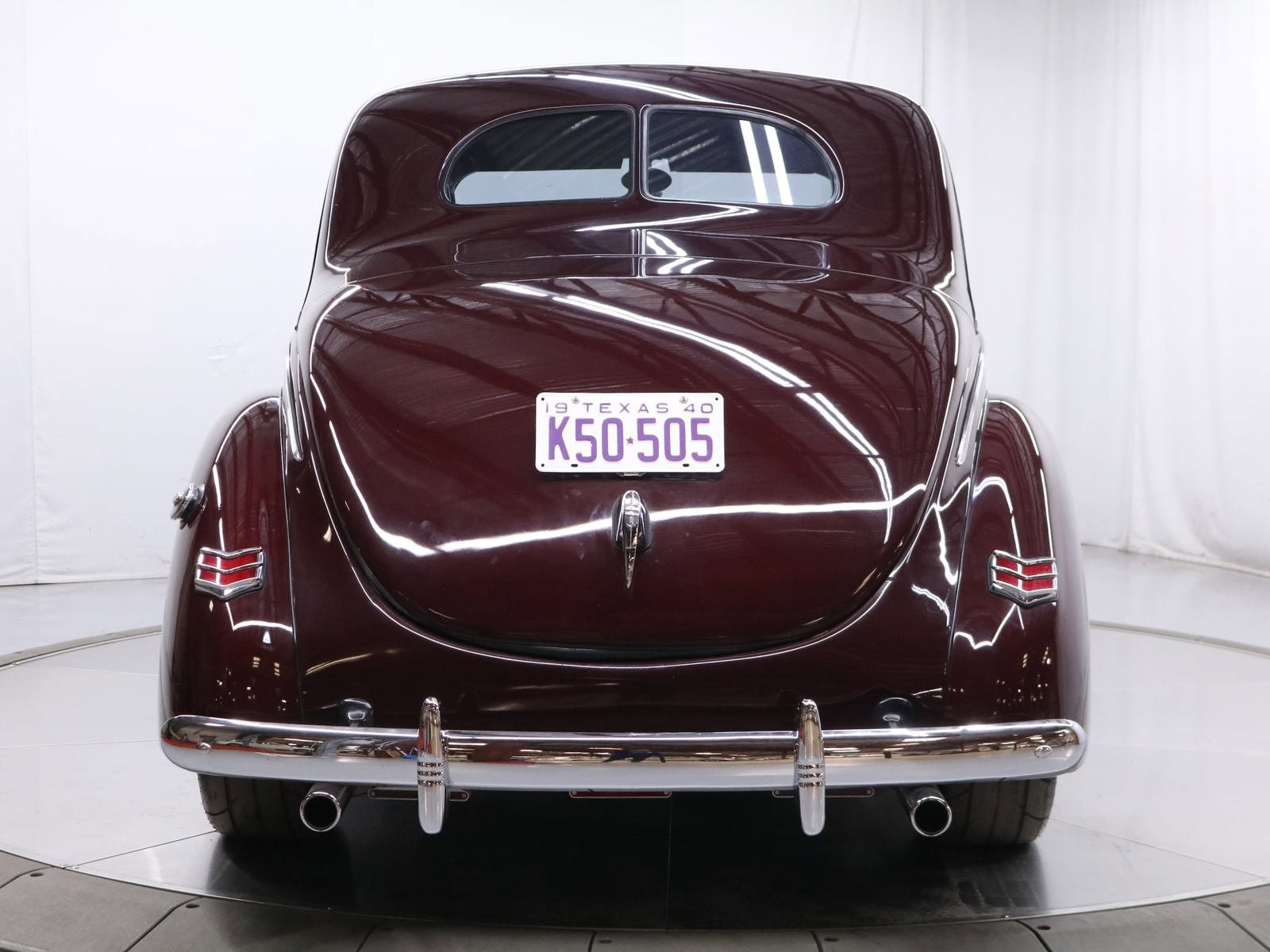 1940 Ford Coupe Deluxe 6