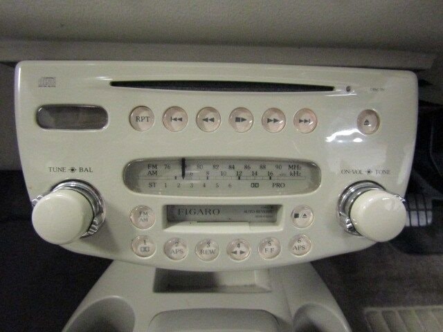 1991 Nissan Figaro 23