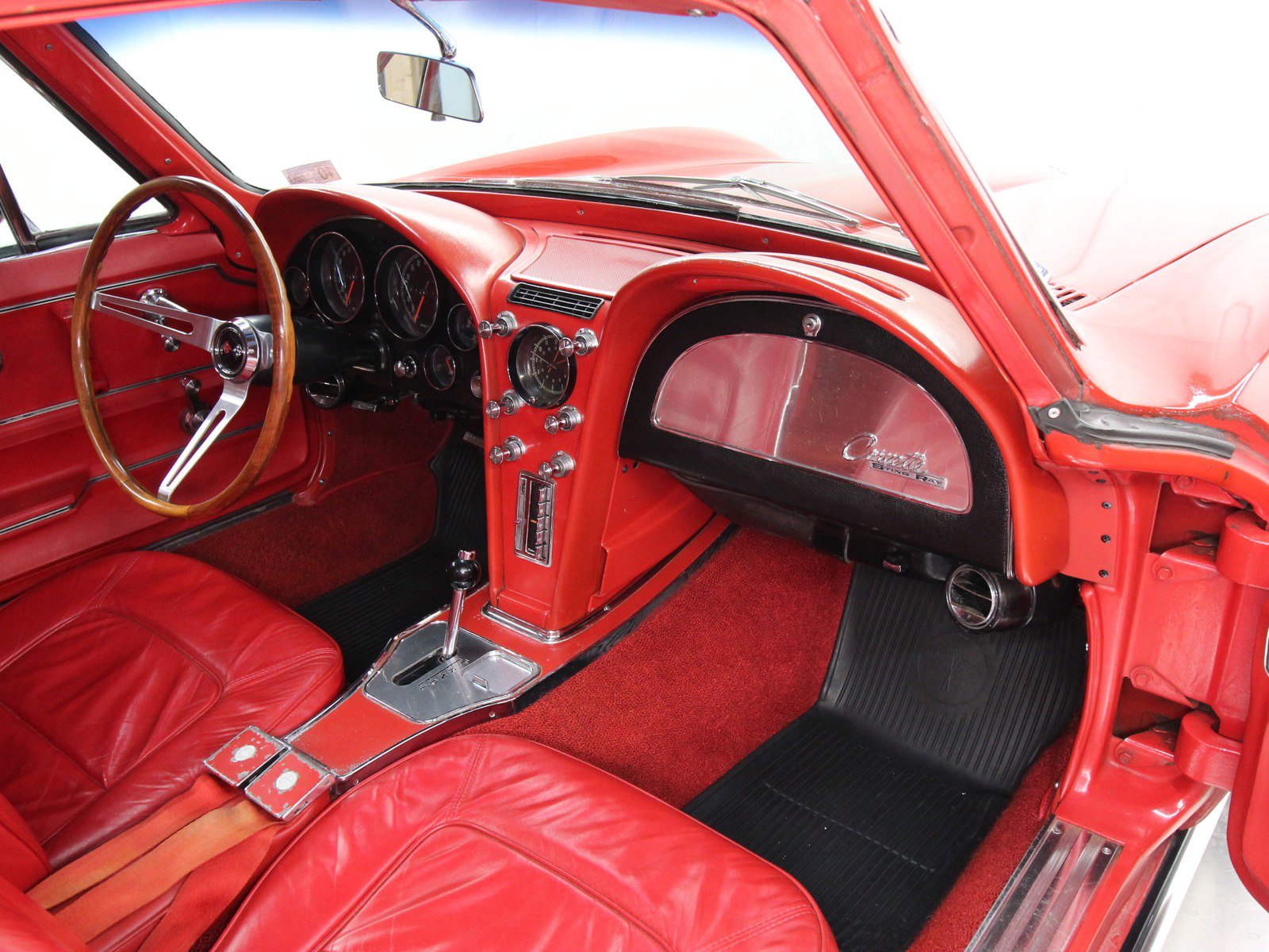 1965 Chevrolet Corvette 39