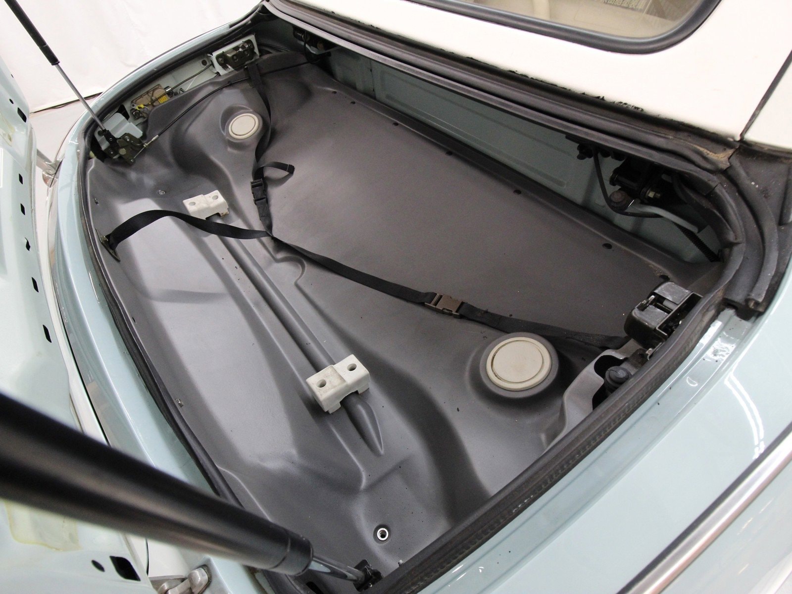 1991 Nissan Figaro 26