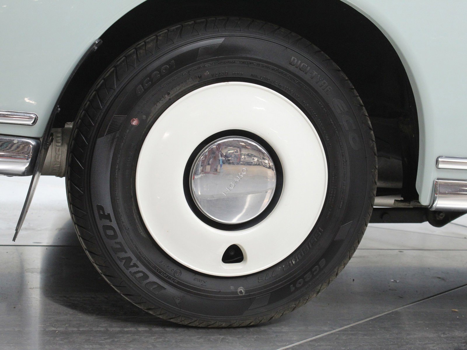 1991 Nissan Figaro 30