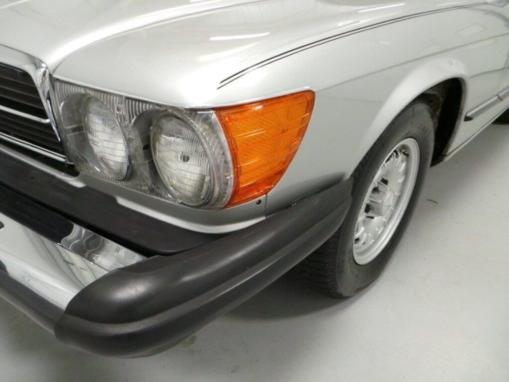 1982 Mercedes-Benz 380 SL 31