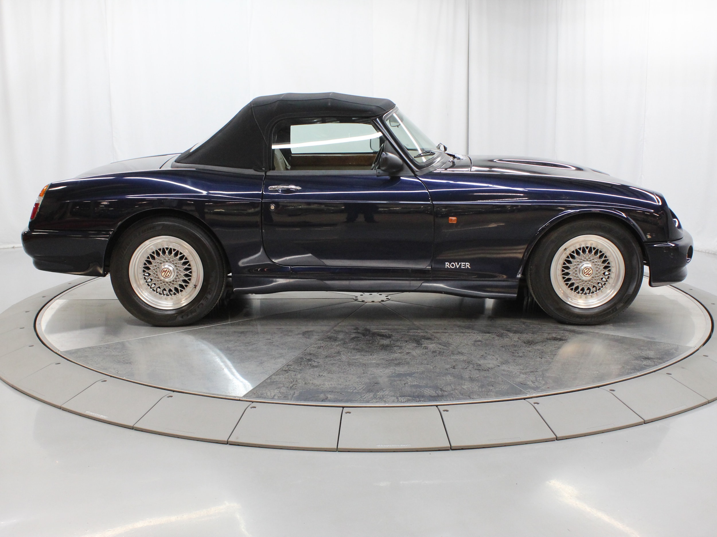 1994 Rover MG RV8 8