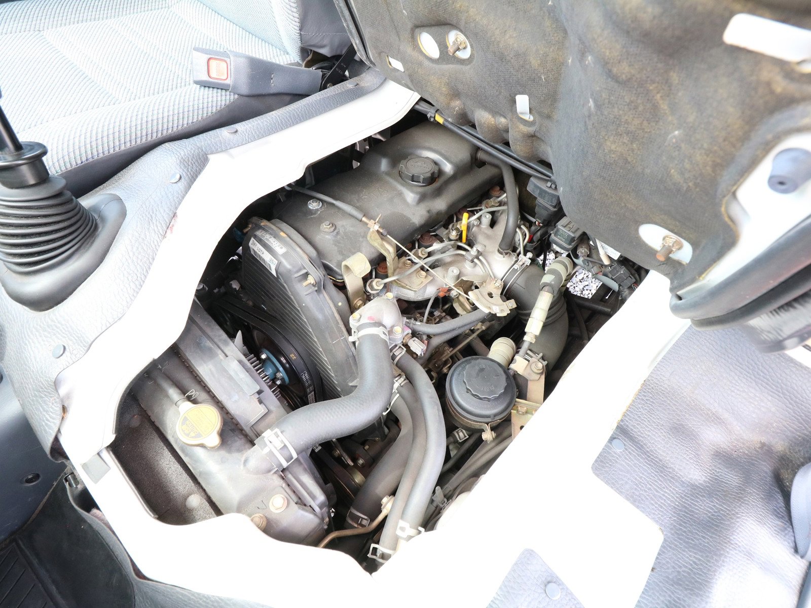 1998 Toyota Toyoace 27