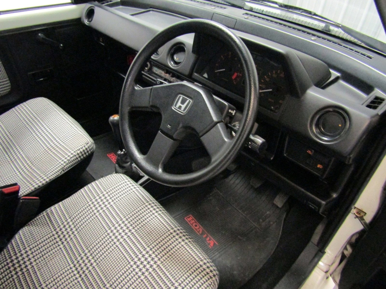 1985 Honda City 9