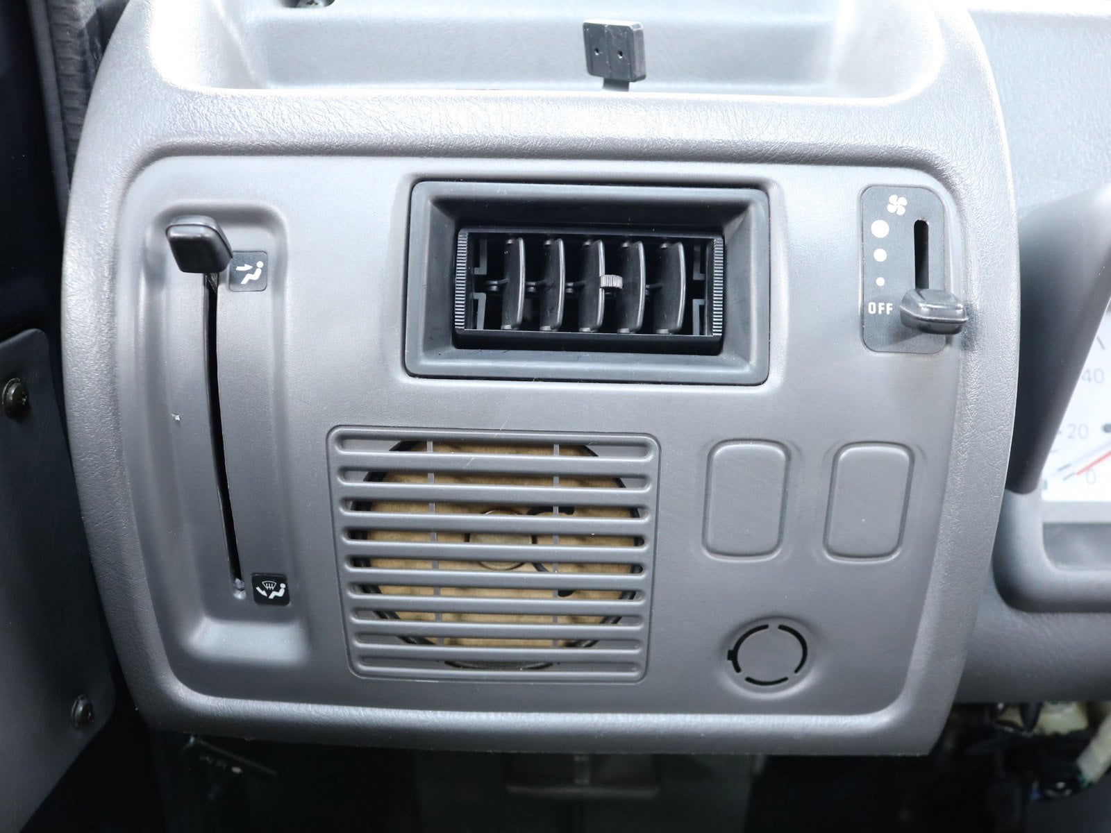 1996 Daihatsu Midget II 15