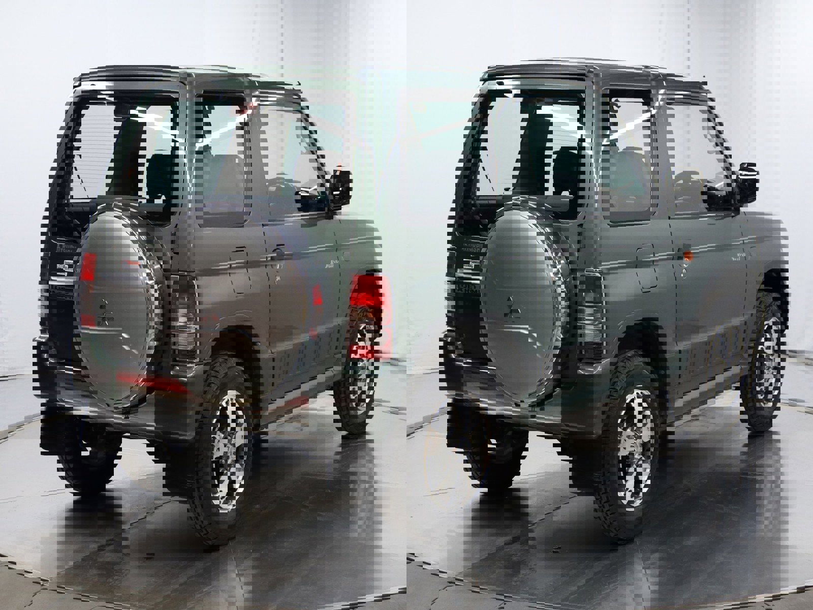 1998 Mitsubishi Pajero Mini 6