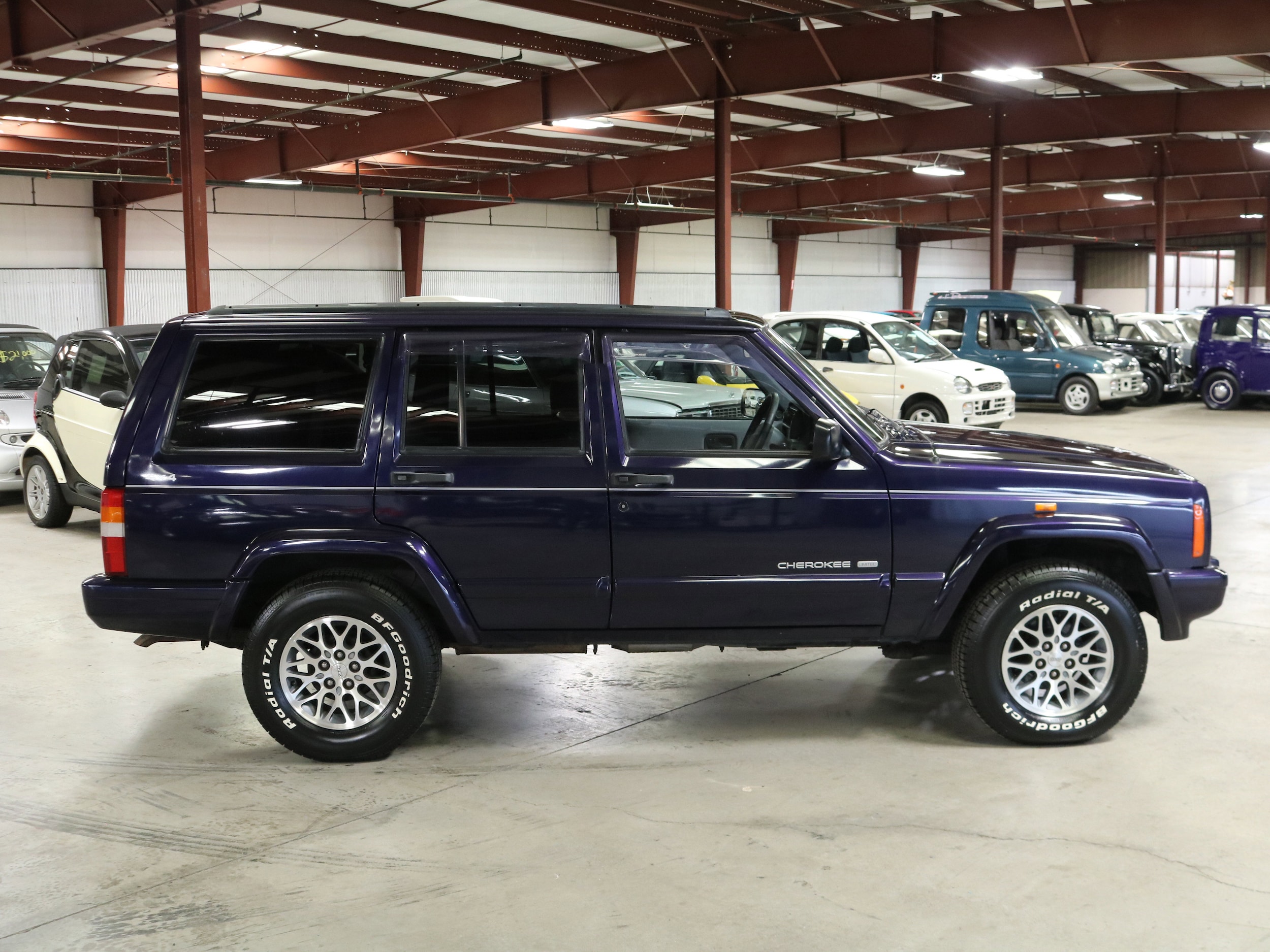 1999 Jeep Cherokee 8