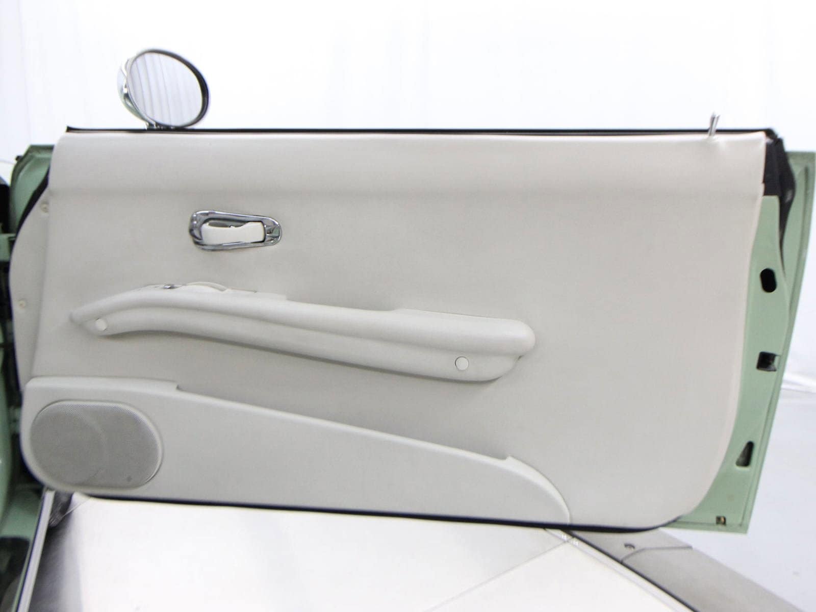 1991 Nissan Figaro 26