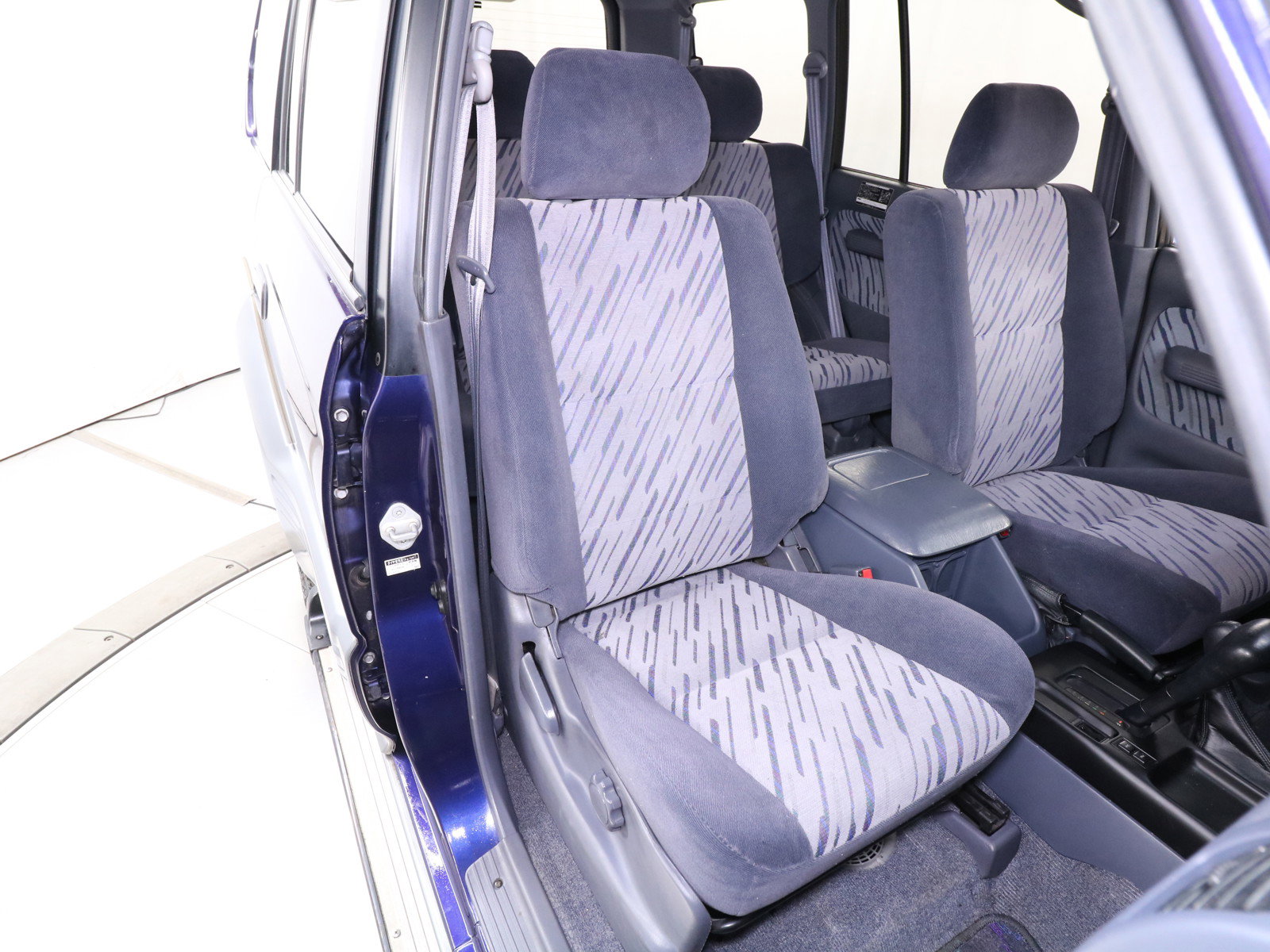 1996 Toyota Land Cruiser Prado 19