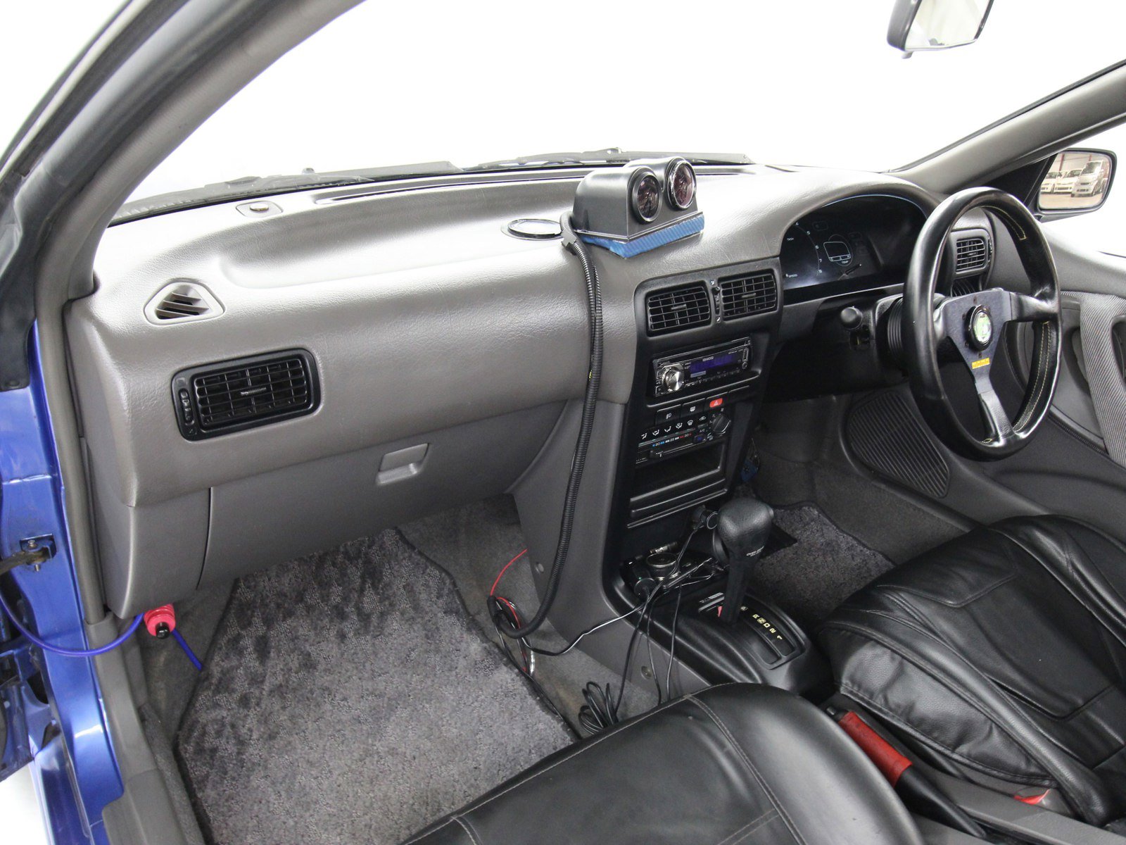 1992 Nissan Sunny 18