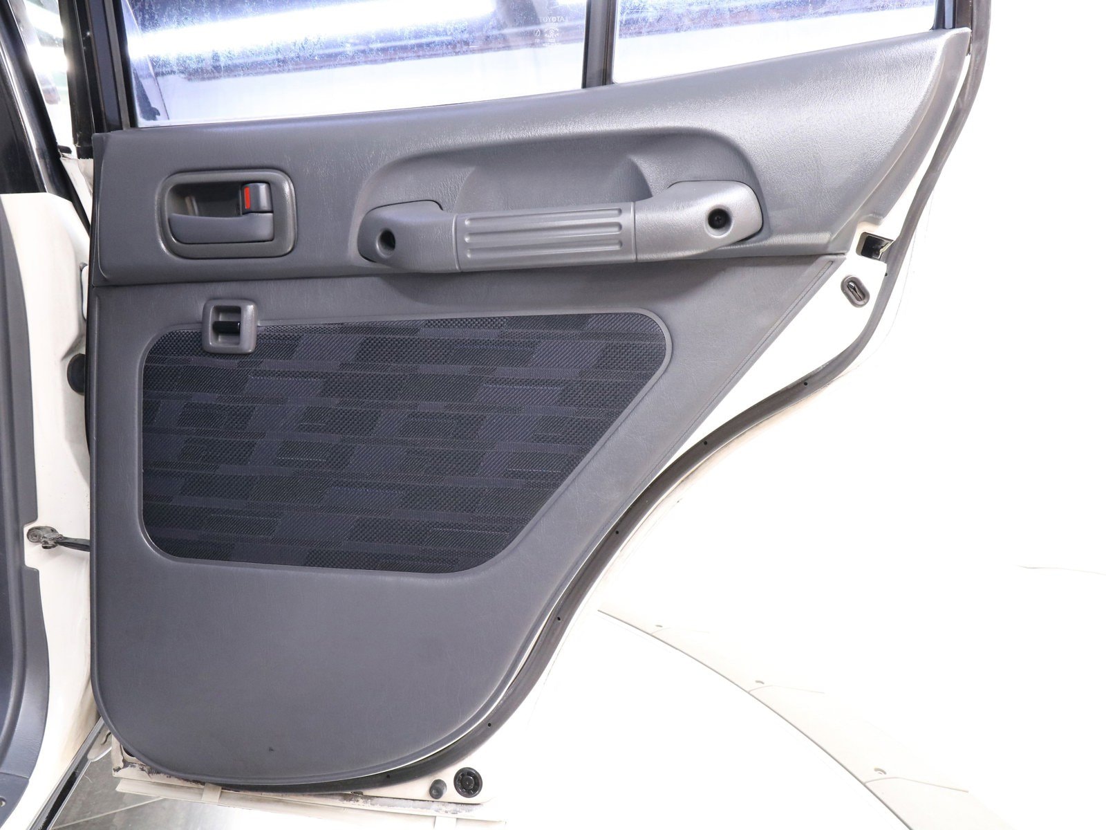 1997 Toyota RAV4 23