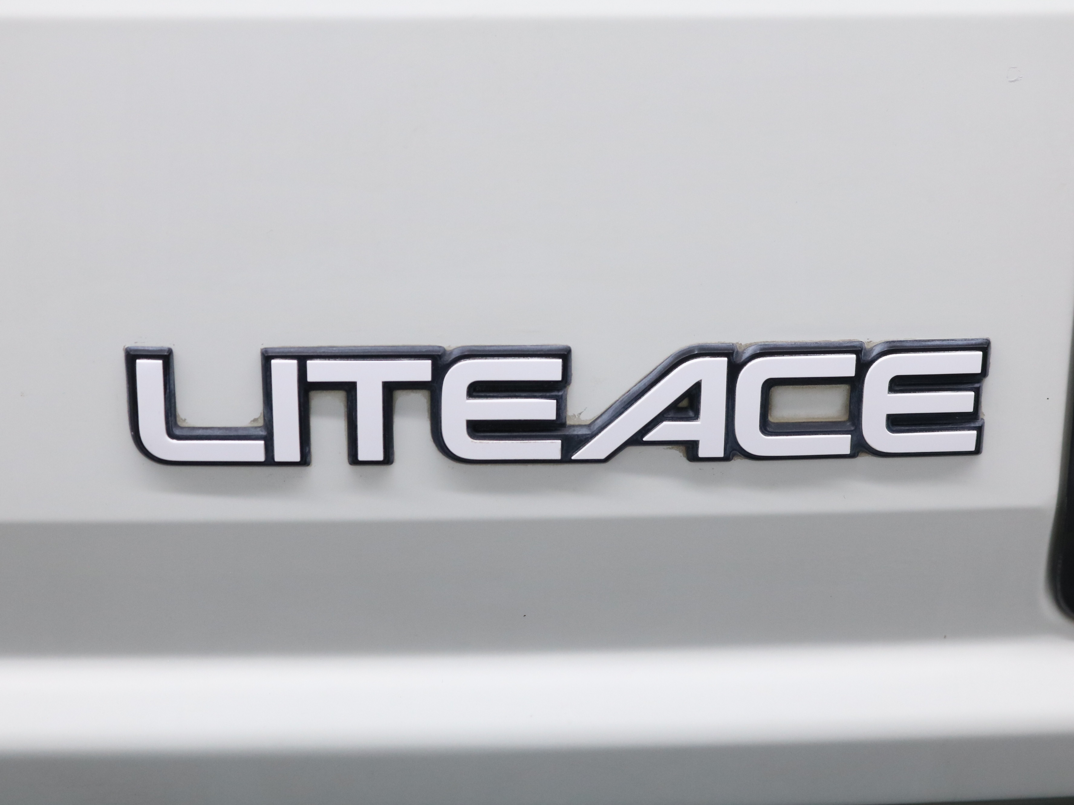1998 Toyota LiteAce 39