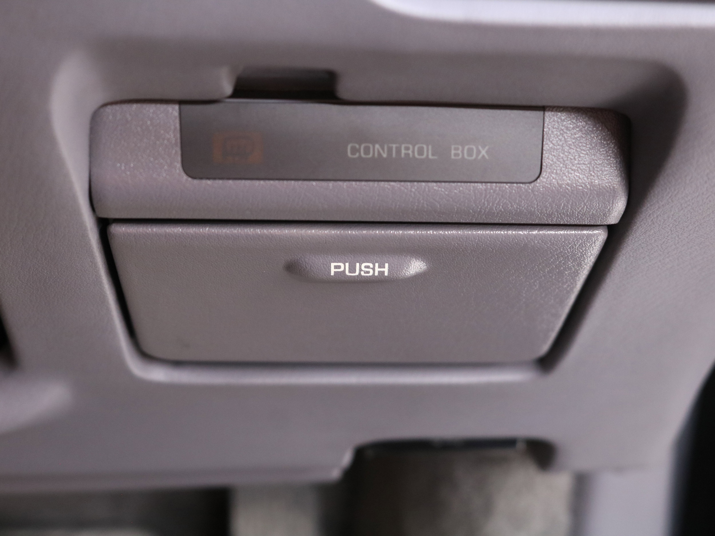 1995 Nissan Cima 68