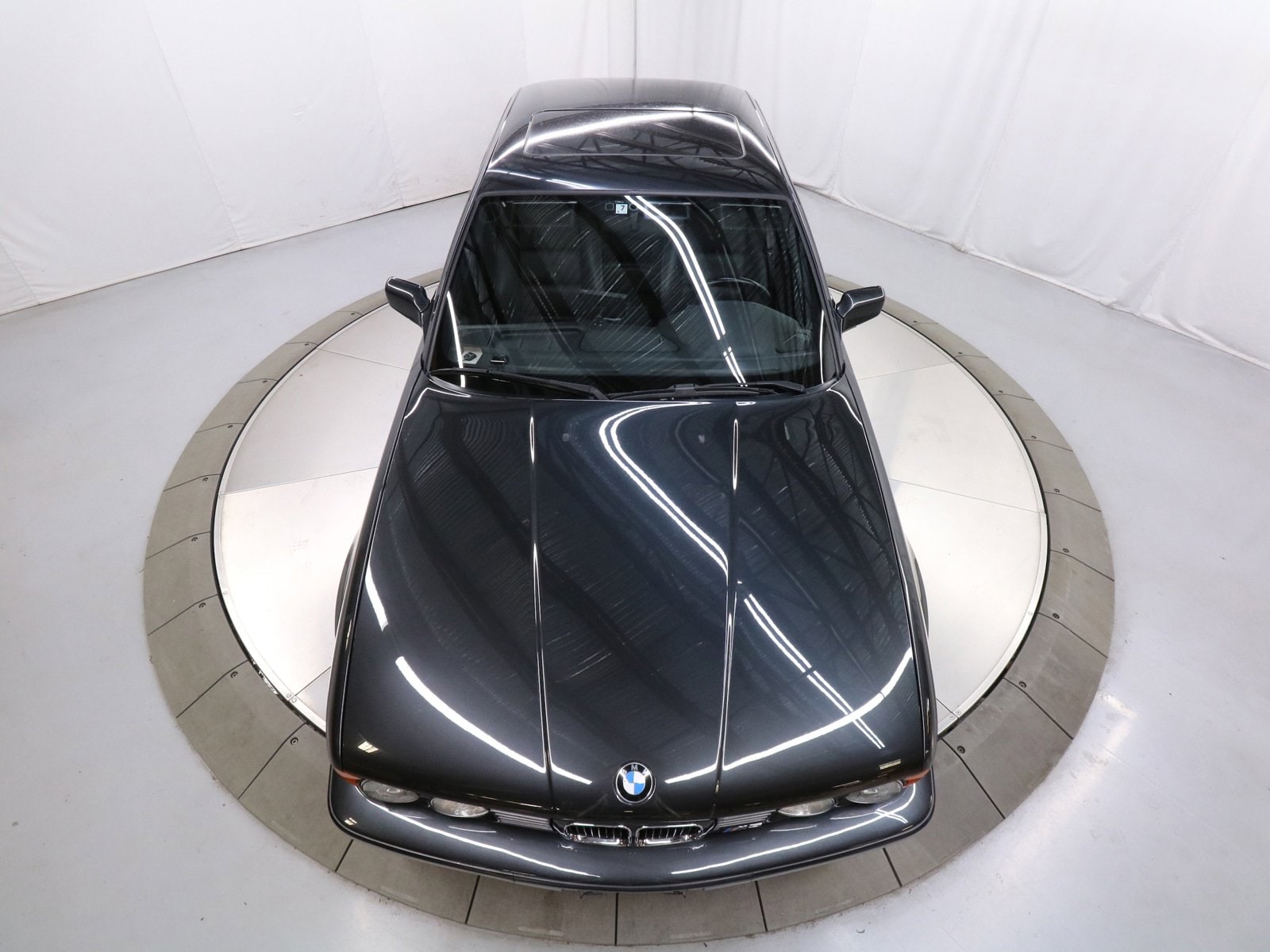 1993 BMW M5 58