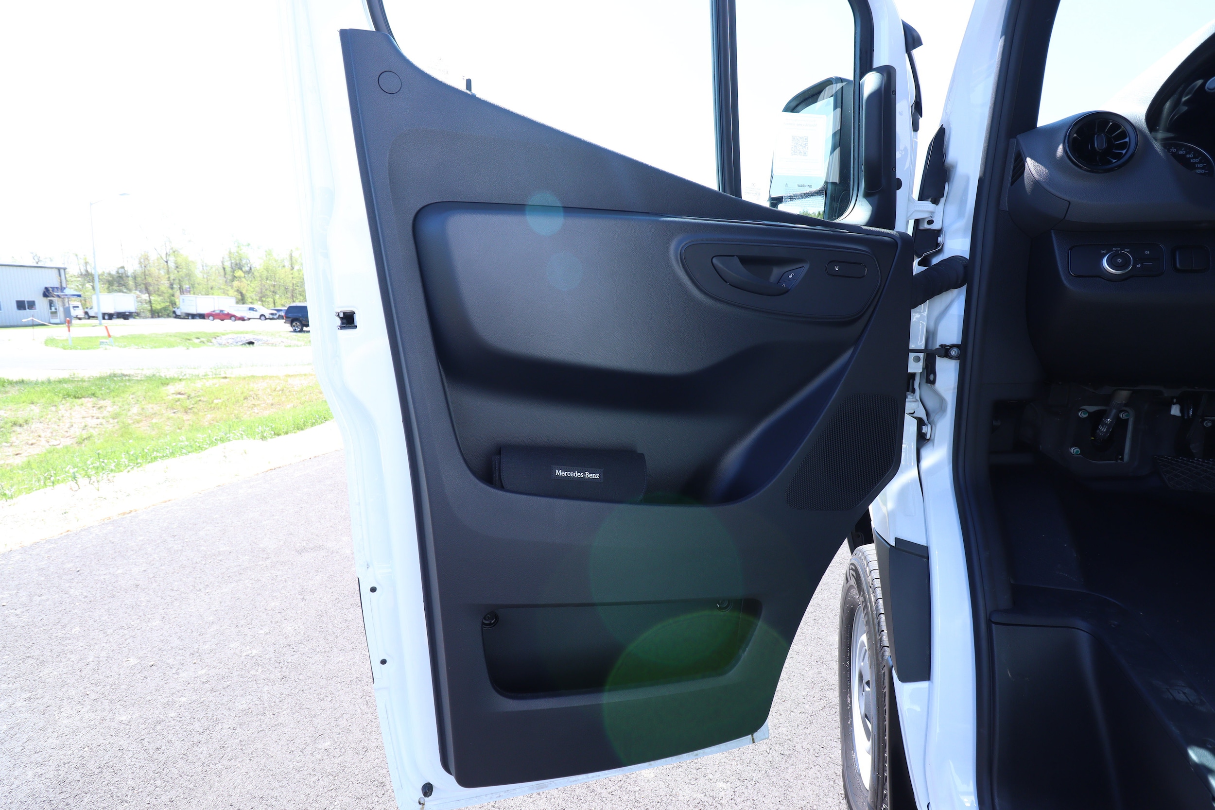 2025 Mercedes-Benz Sprinter 2500 16
