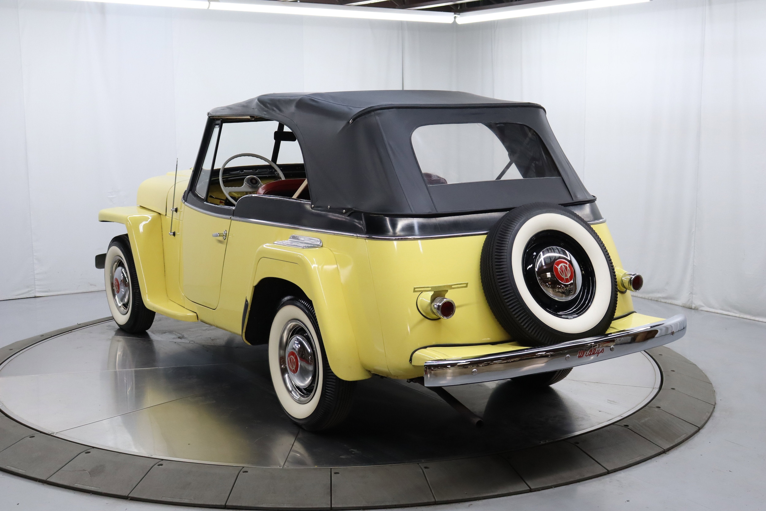 1950 Willys Jeepster 6