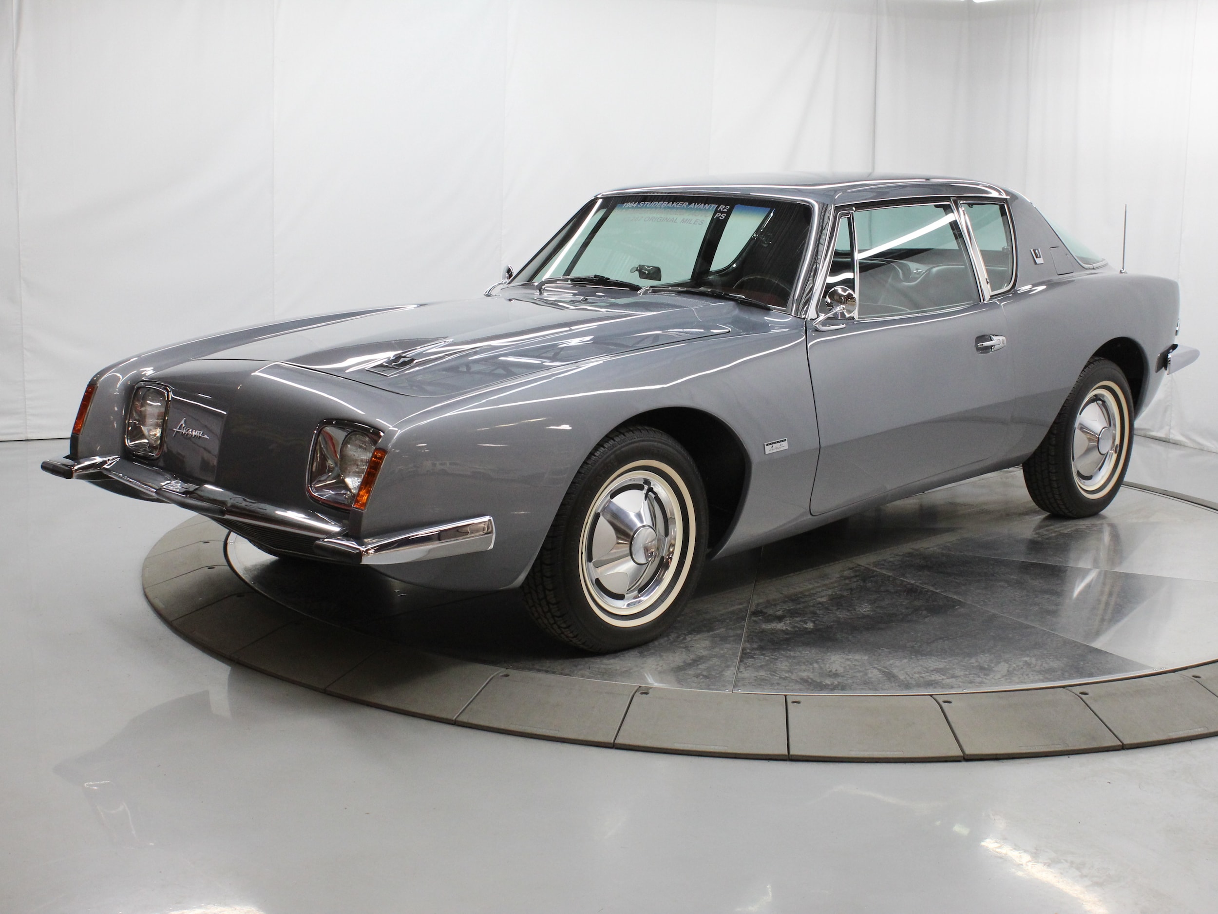 1964 Studebaker Avanti 2