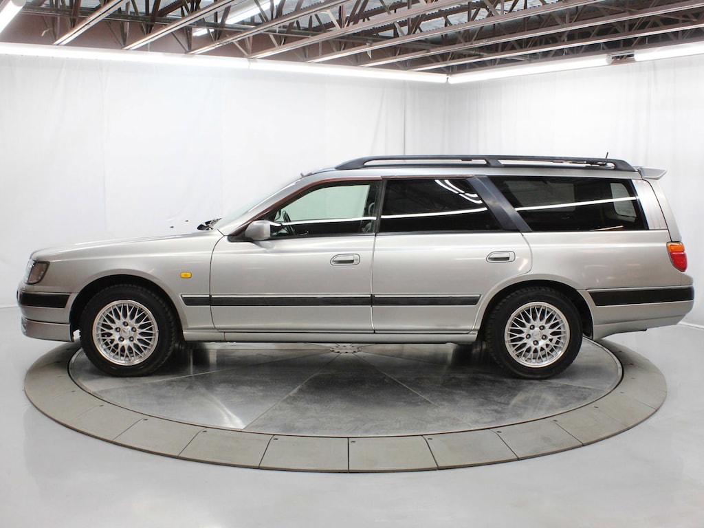 Used 1997 Nissan Stagea RS Four Station Wagon