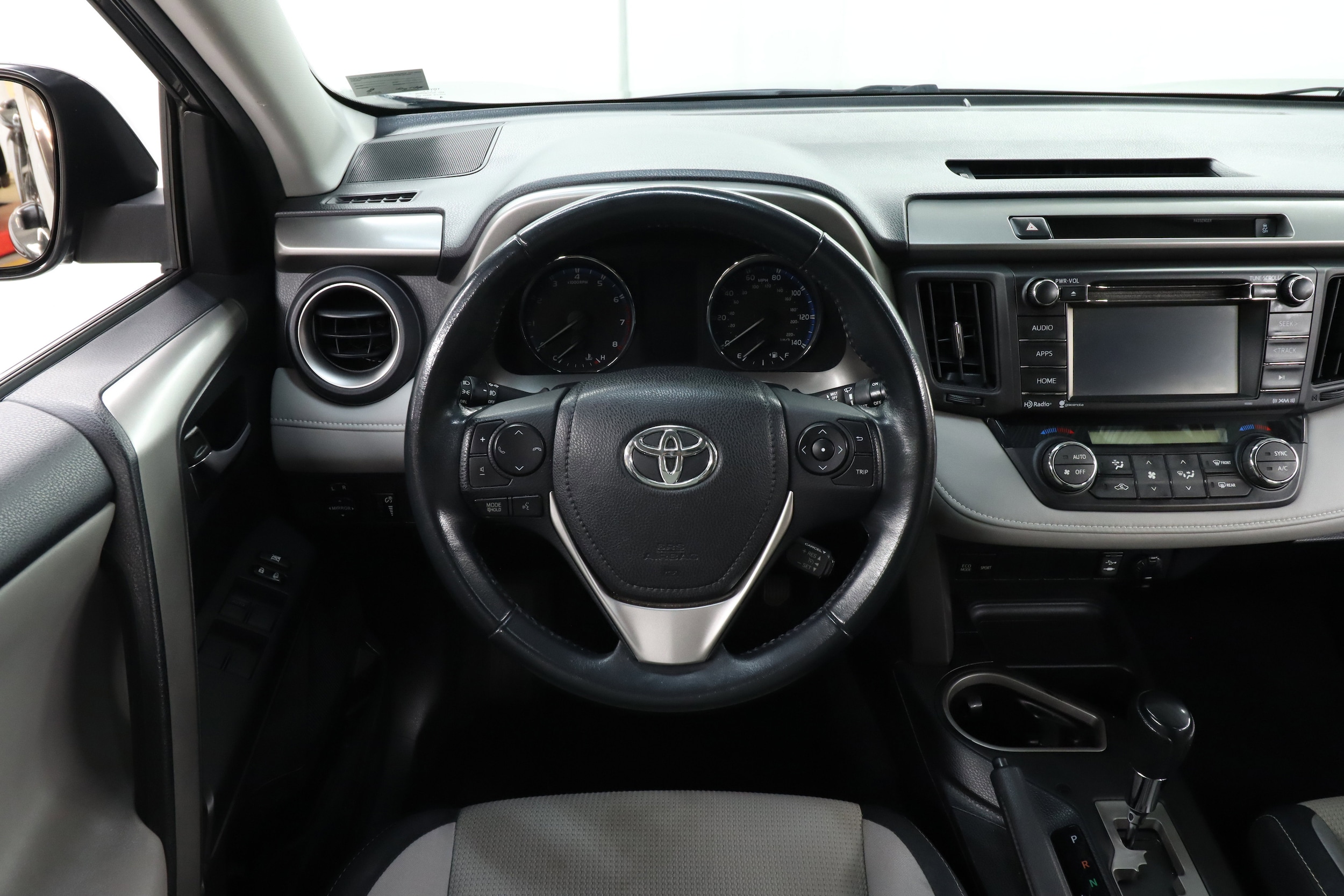 2016 Toyota RAV4 10
