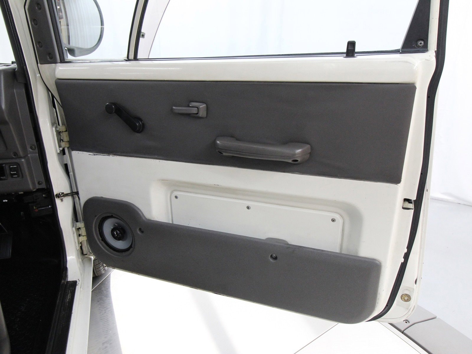1989 Nissan S-Cargo 19