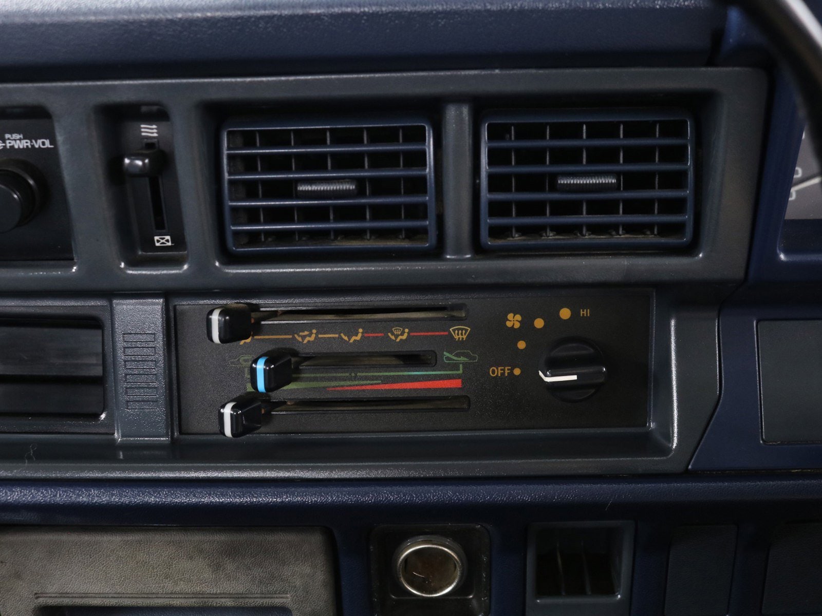 1998 Toyota Liteace 12