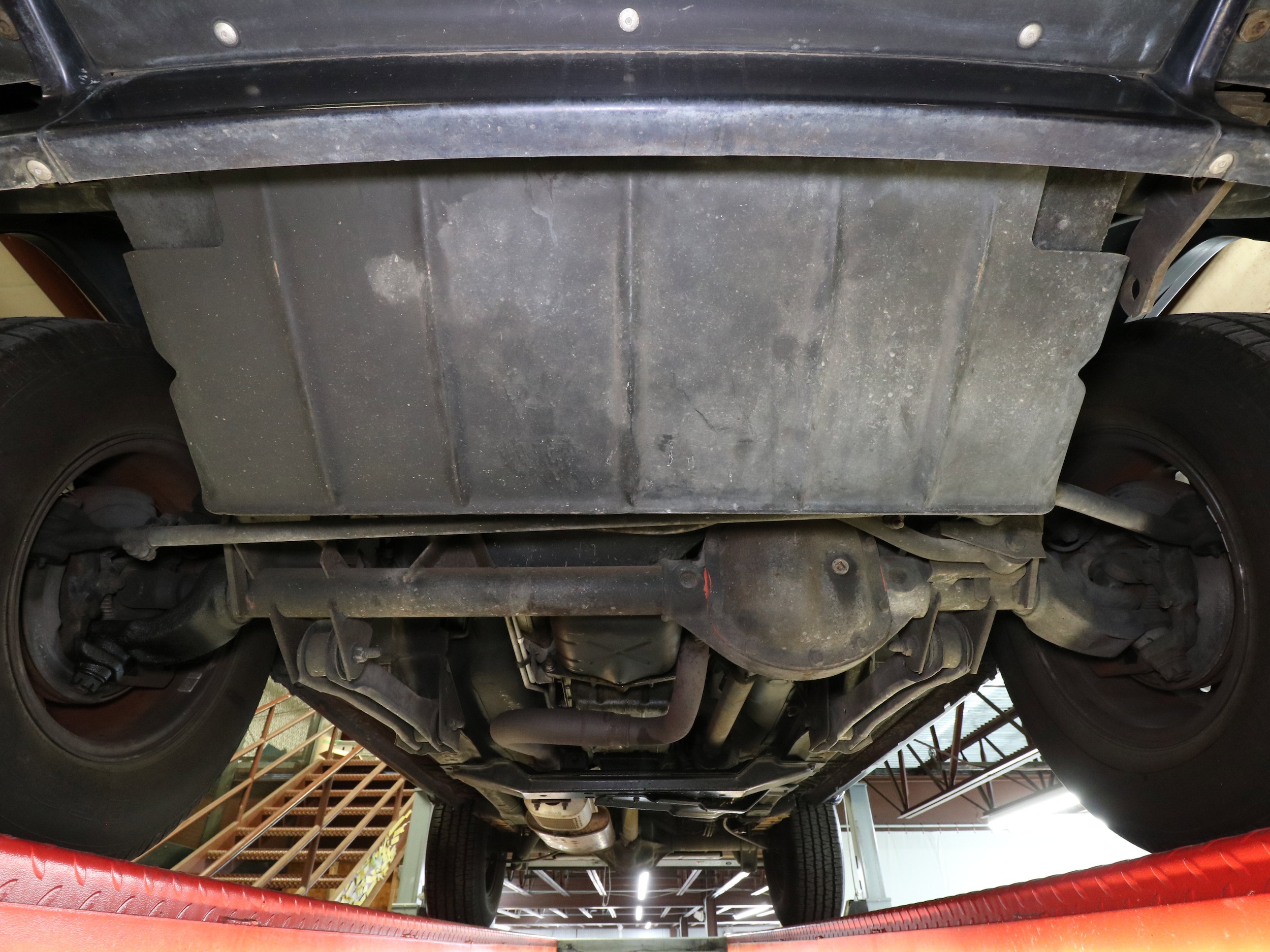 1999 Jeep Cherokee 35