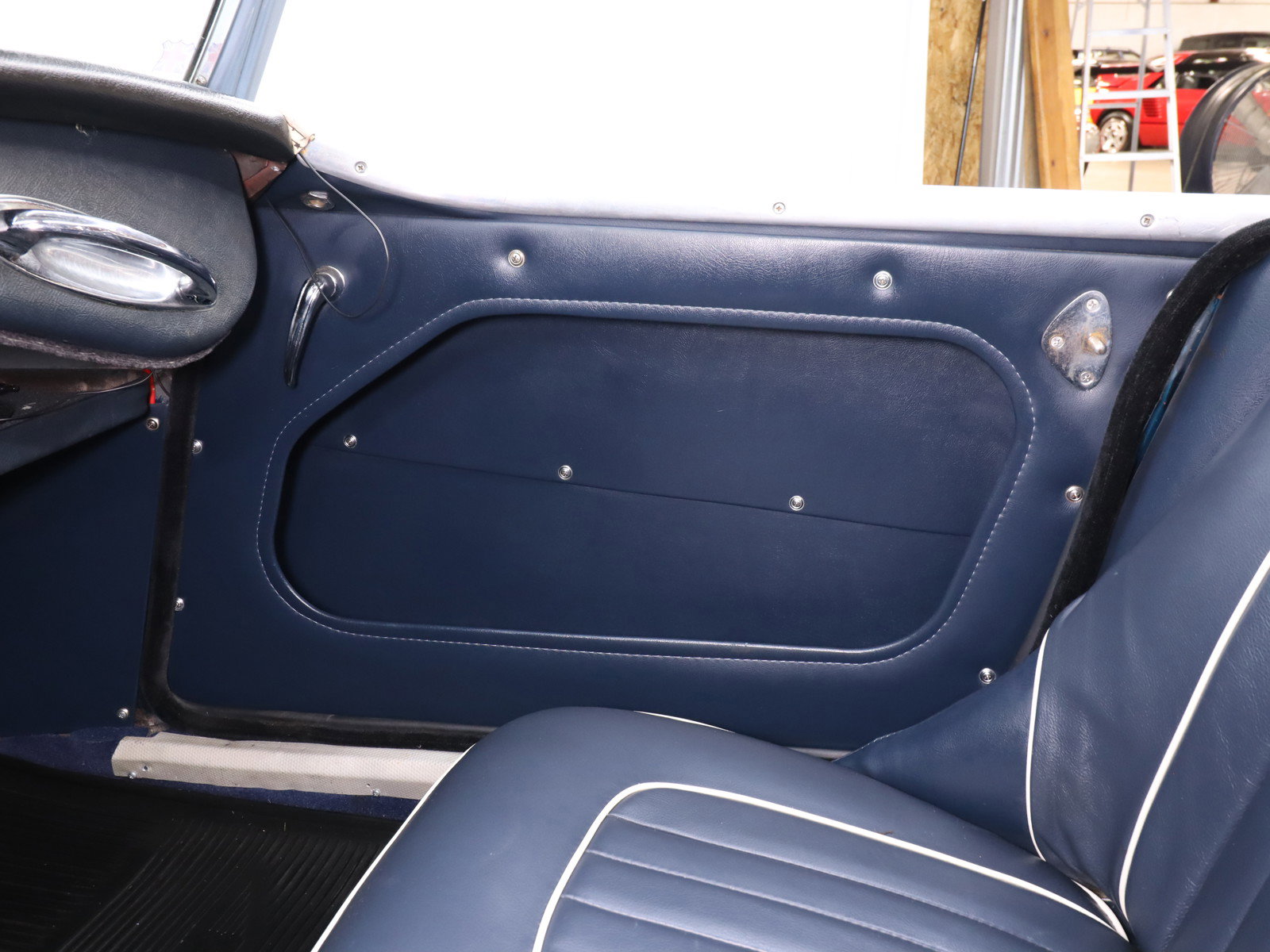 1960 Austin Healey 3000 32