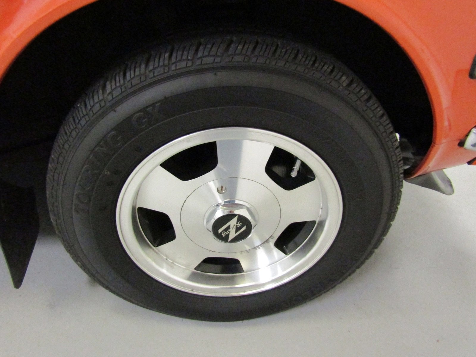 1972 Datsun 240Z 35