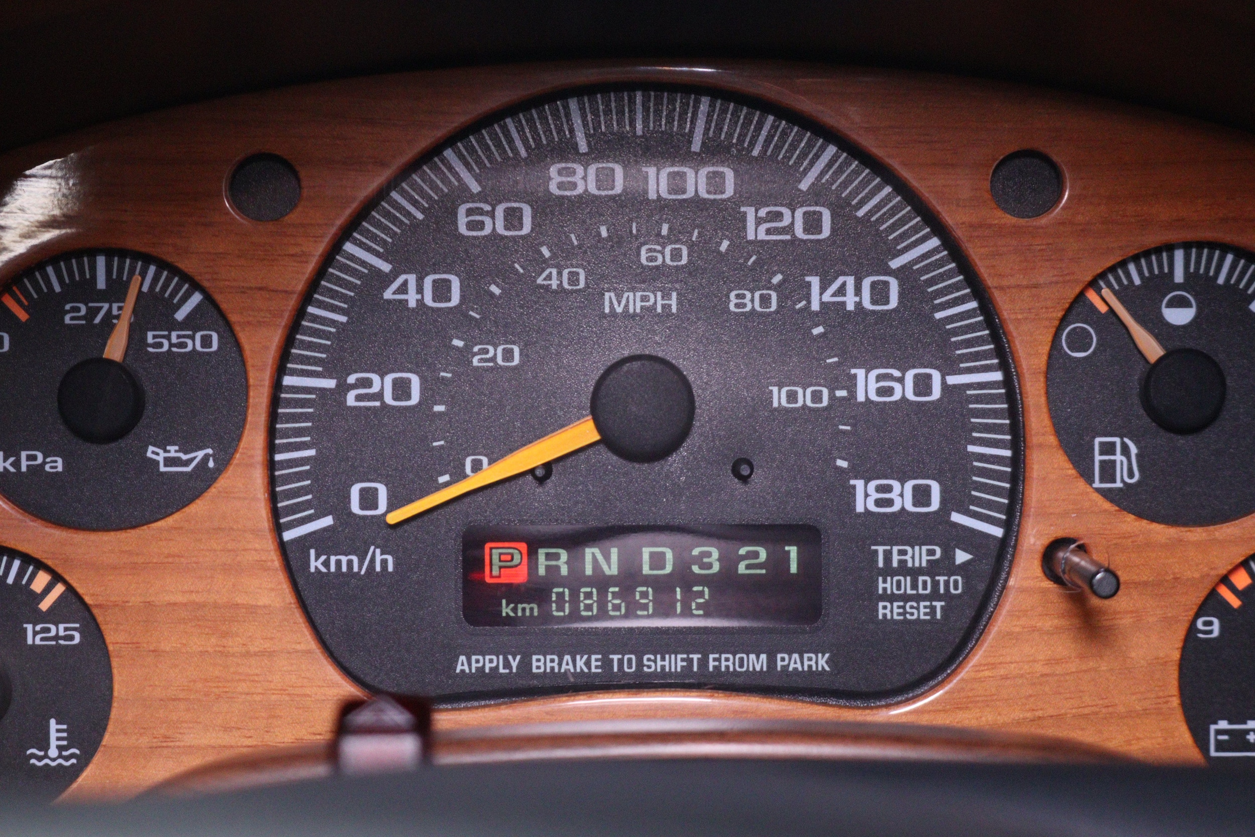2001 Chevrolet Astro Cargo Van 64