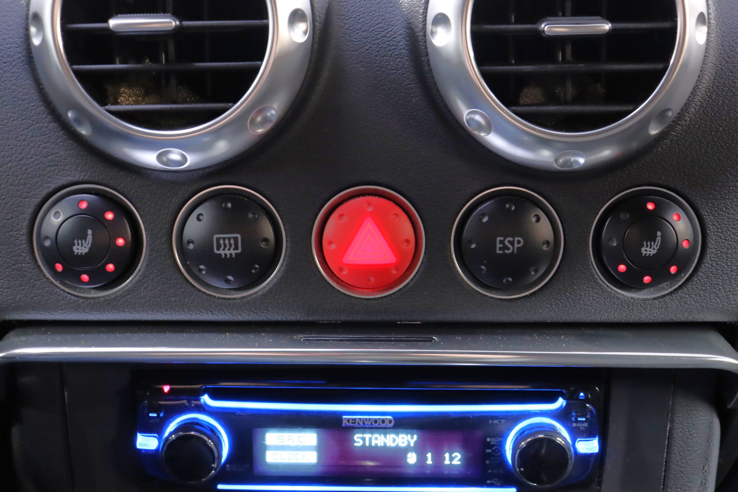 2000 Audi TT 53