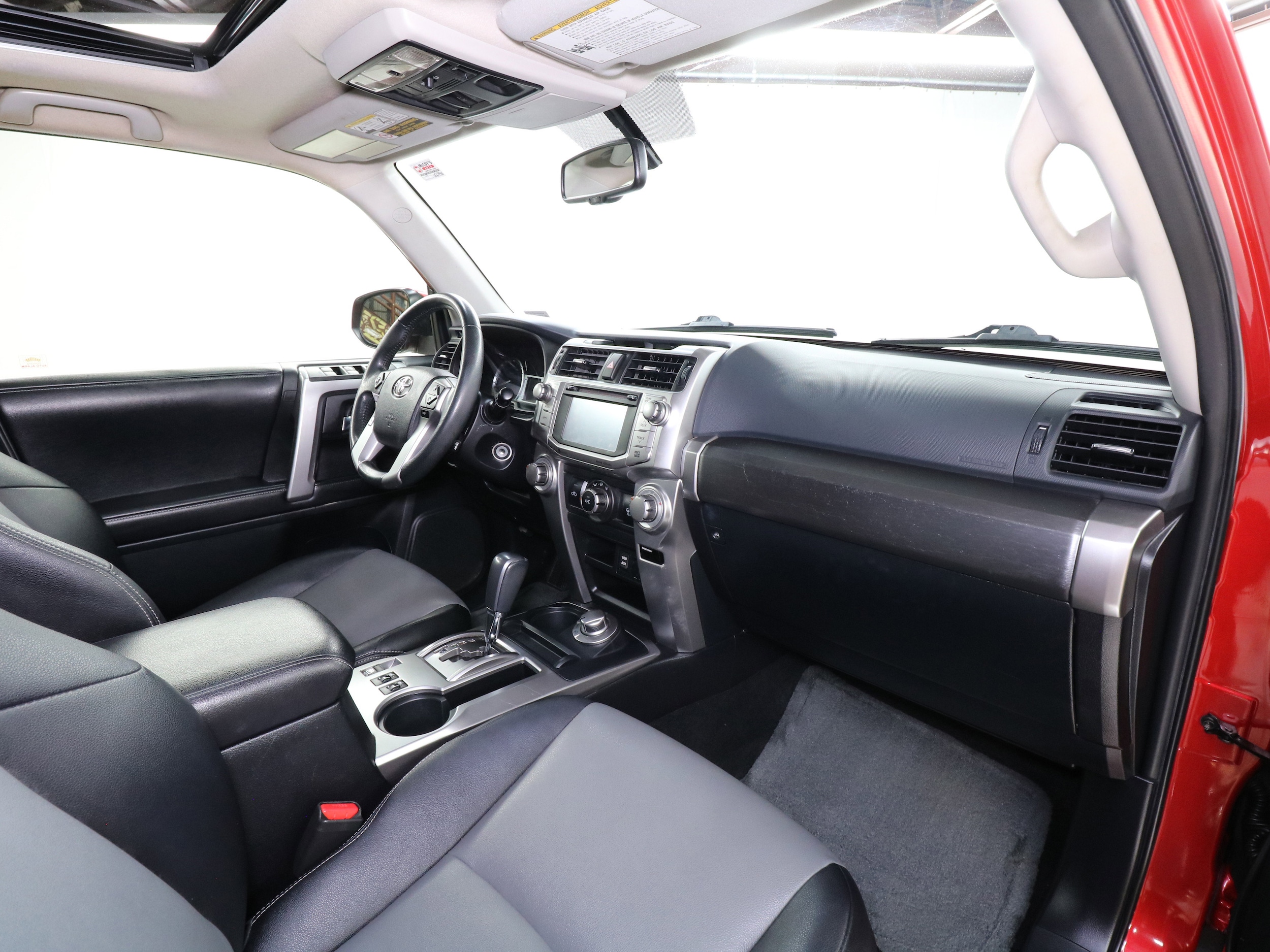 2016 Toyota 4Runner 18