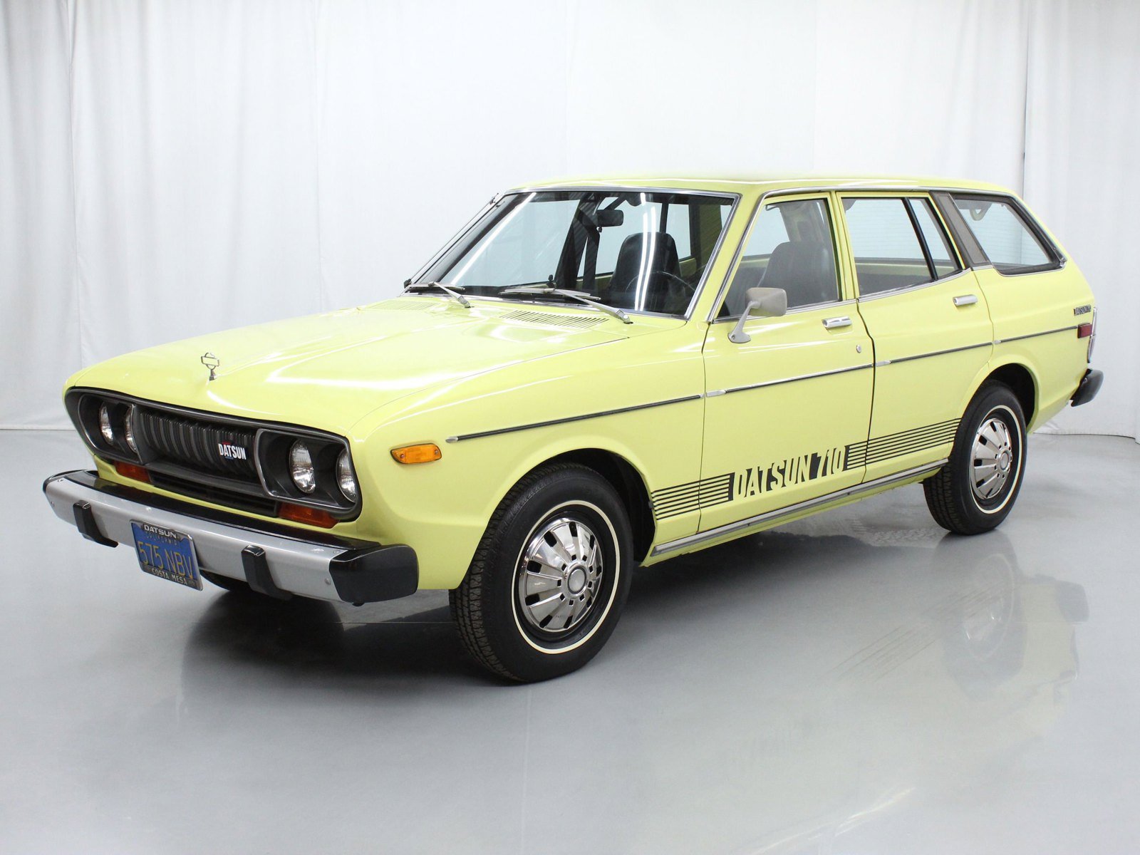 1974 Datsun 710 8
