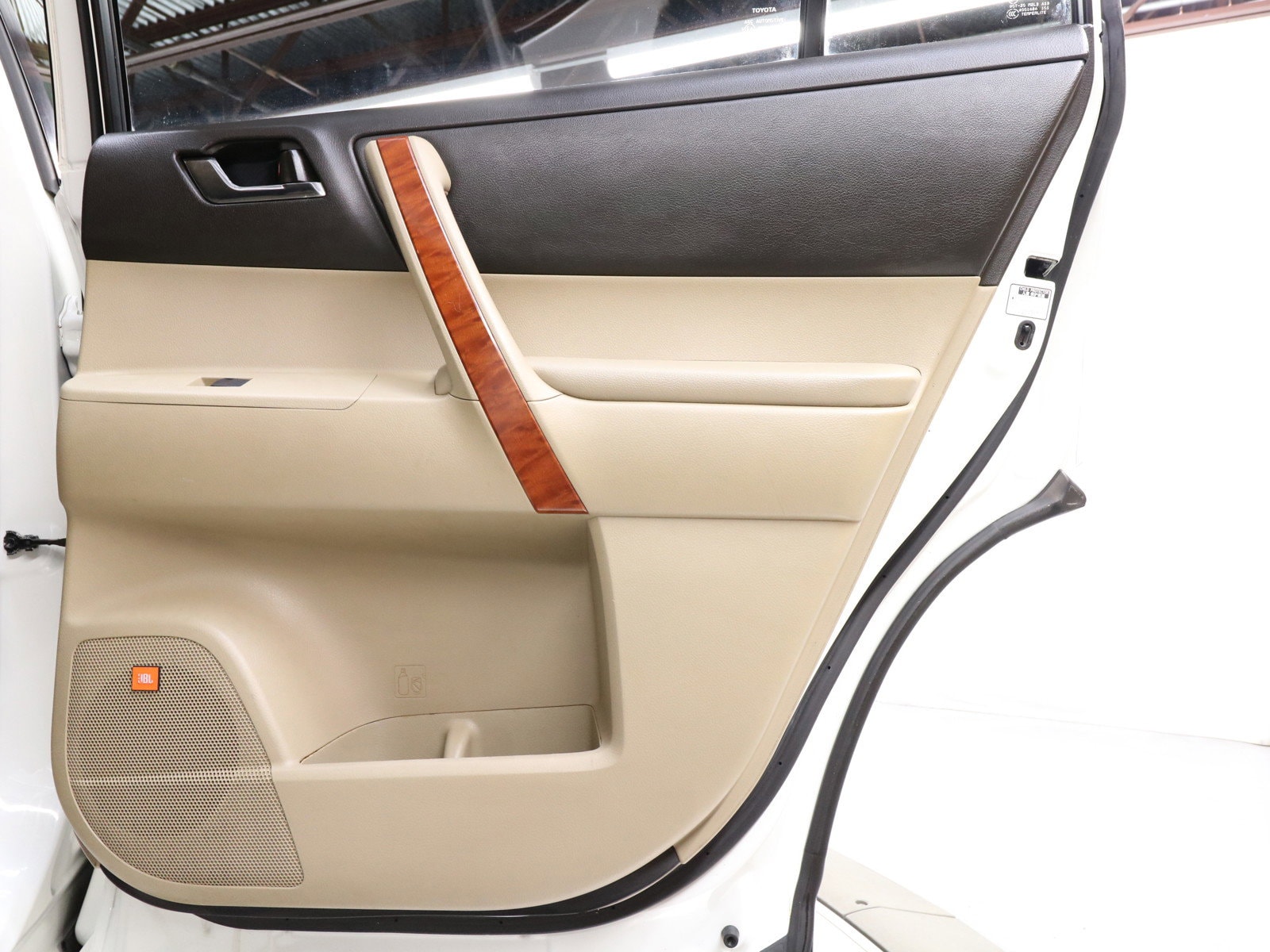 2009 Toyota Highlander 27