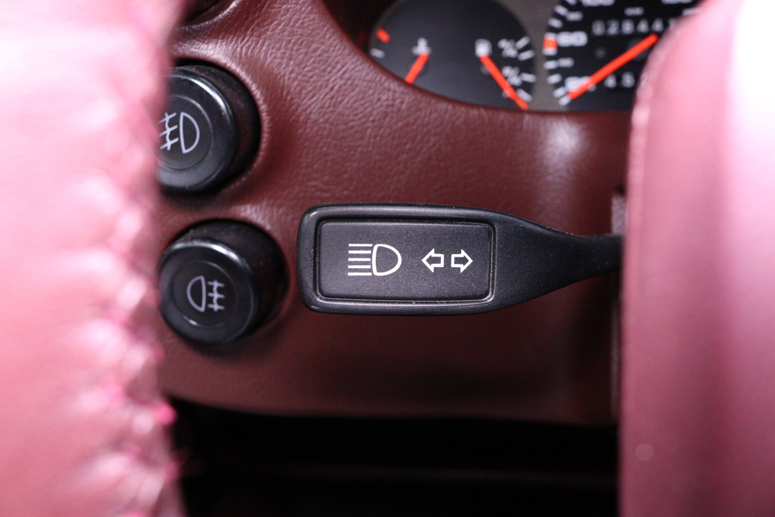 1982 Porsche 928 48