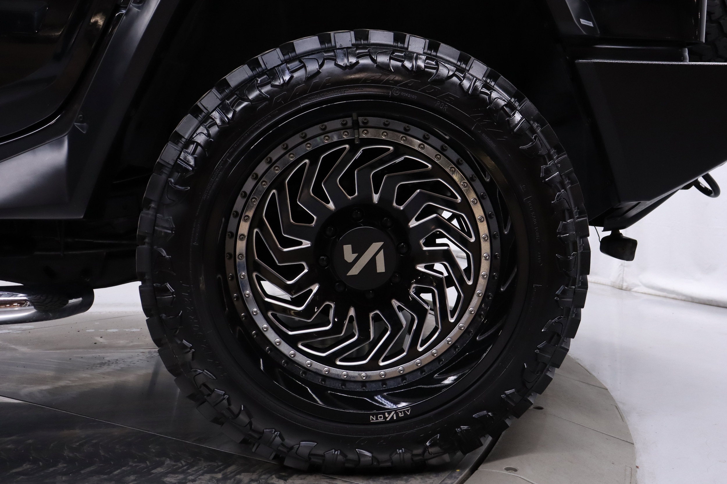 2005 HUMMER H2 34