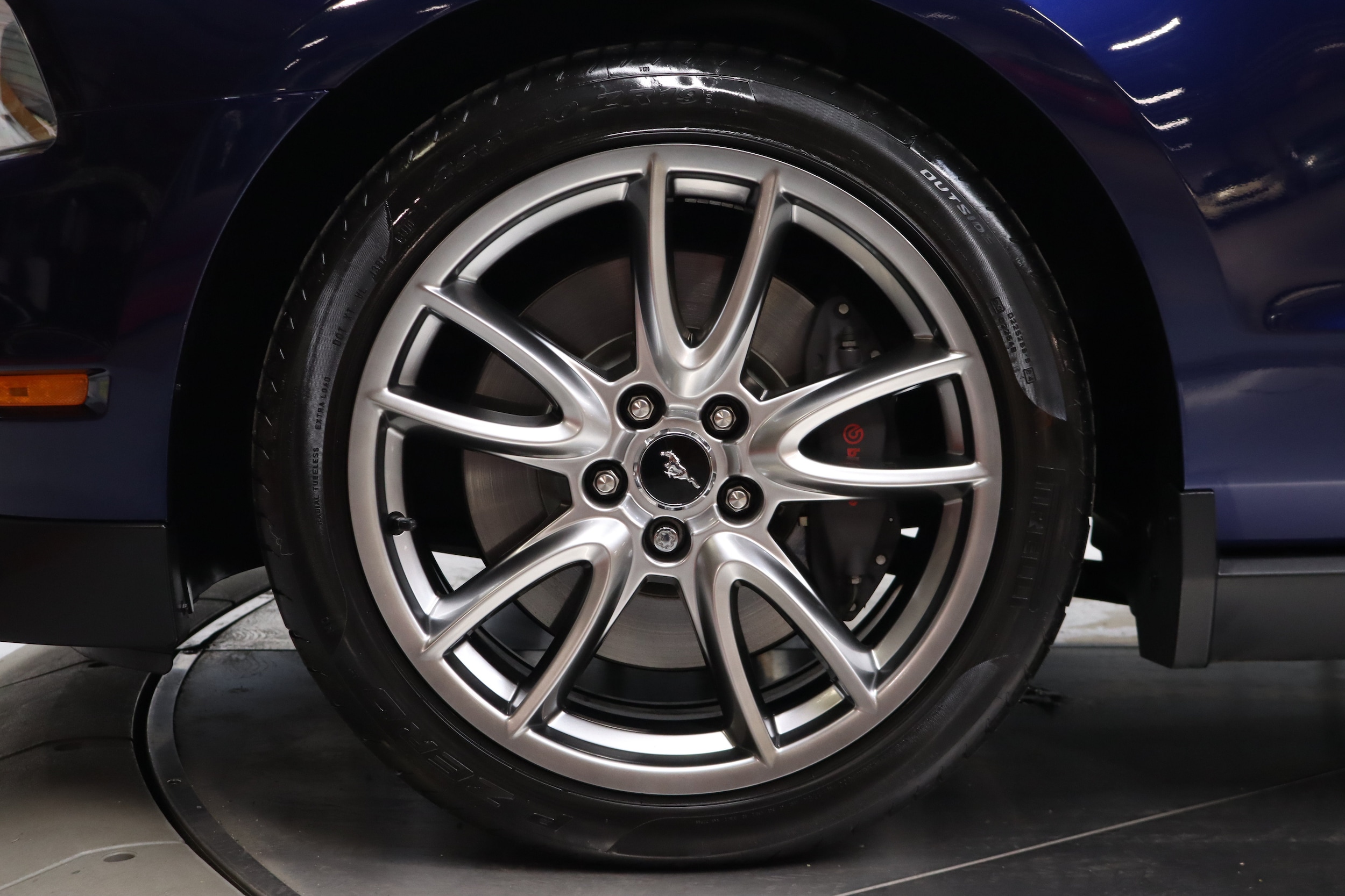 2011 Ford Mustang 33