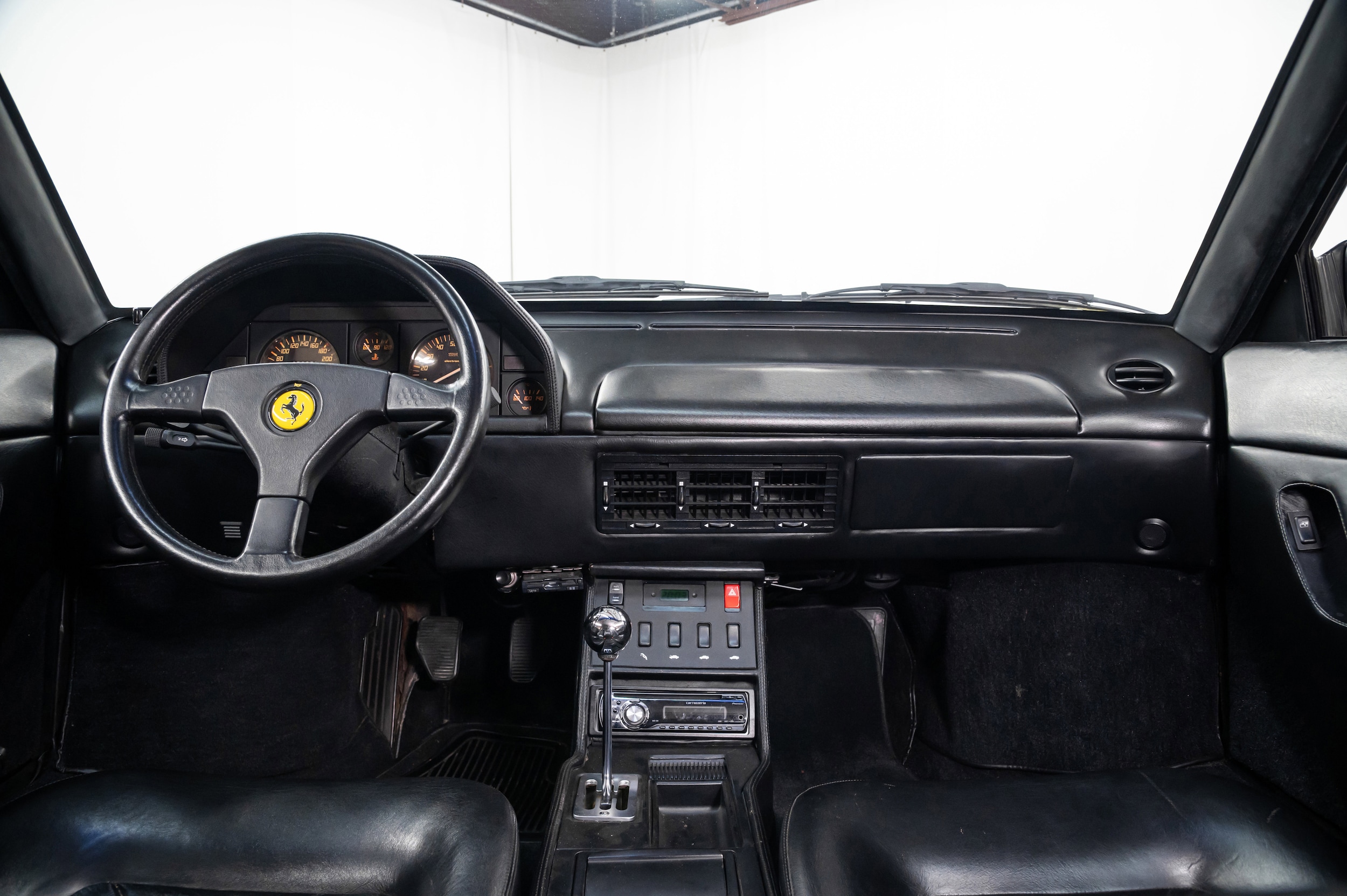 1991 Ferrari Mondial 126