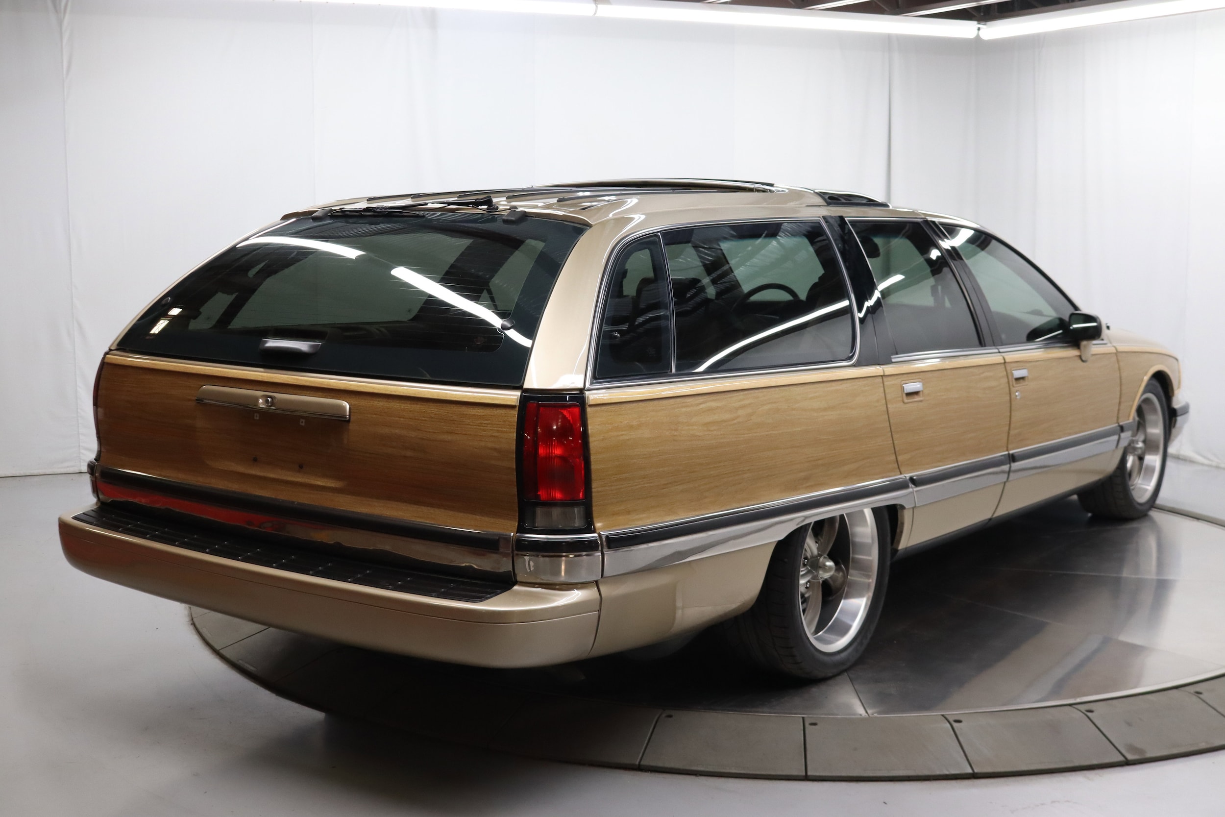 1993 Buick Roadmaster 9