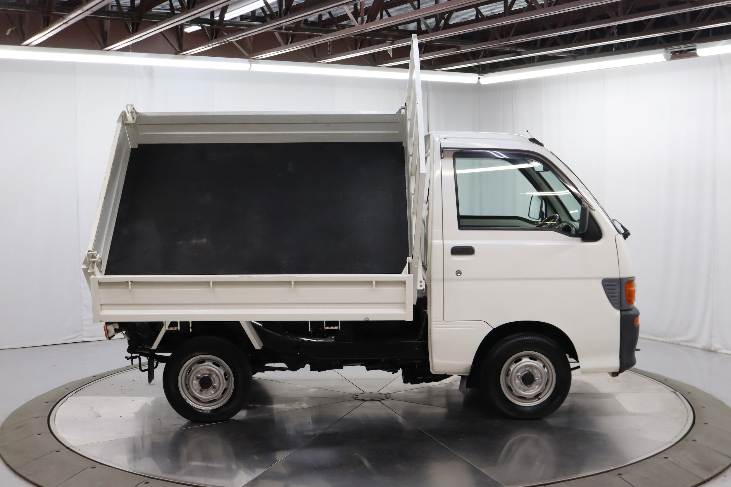 1998 Daihatsu Hijet 13