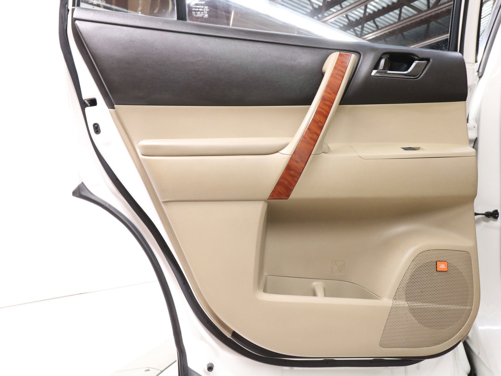 2009 Toyota Highlander 26