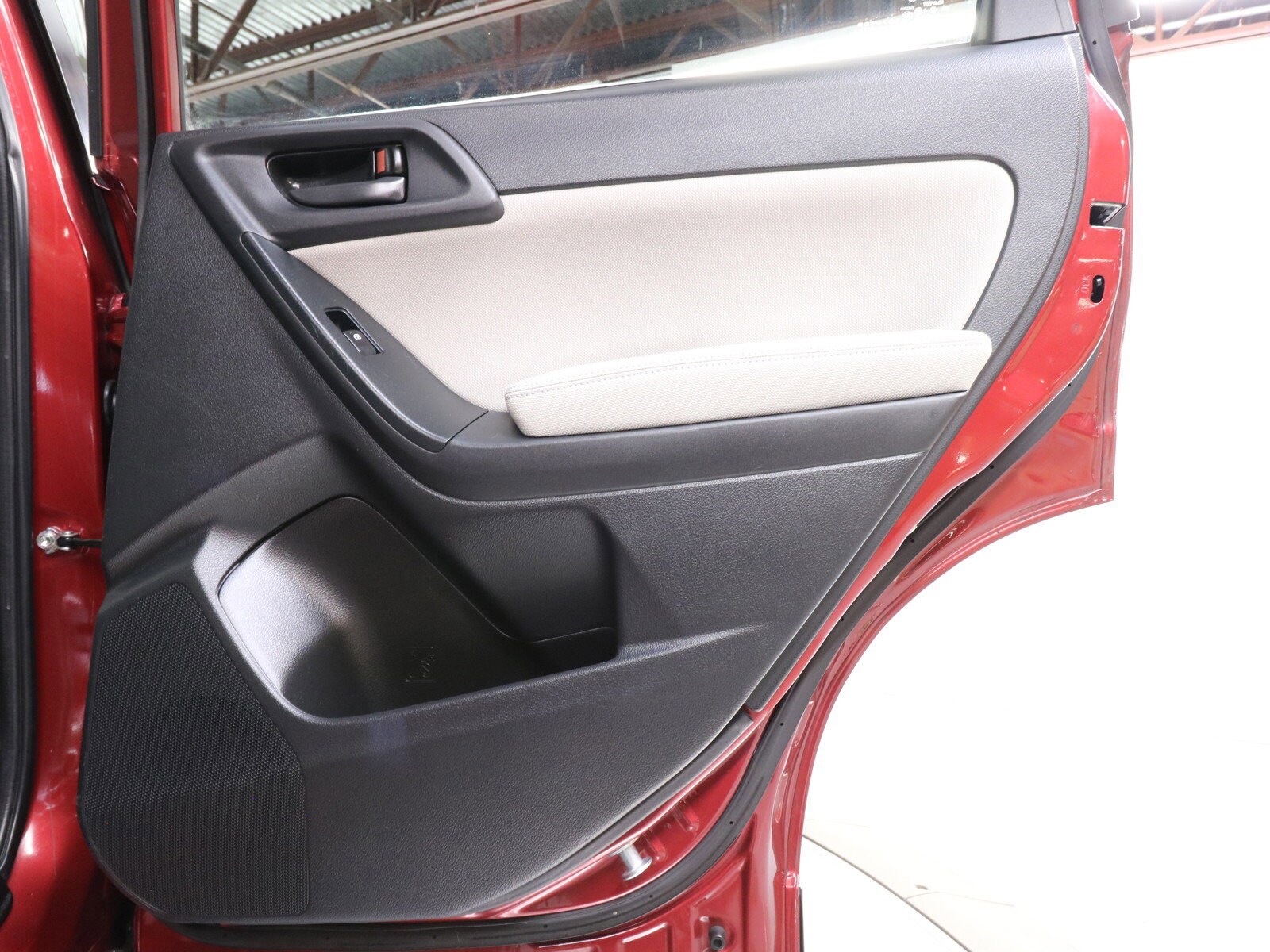 2015 Subaru Forester 24