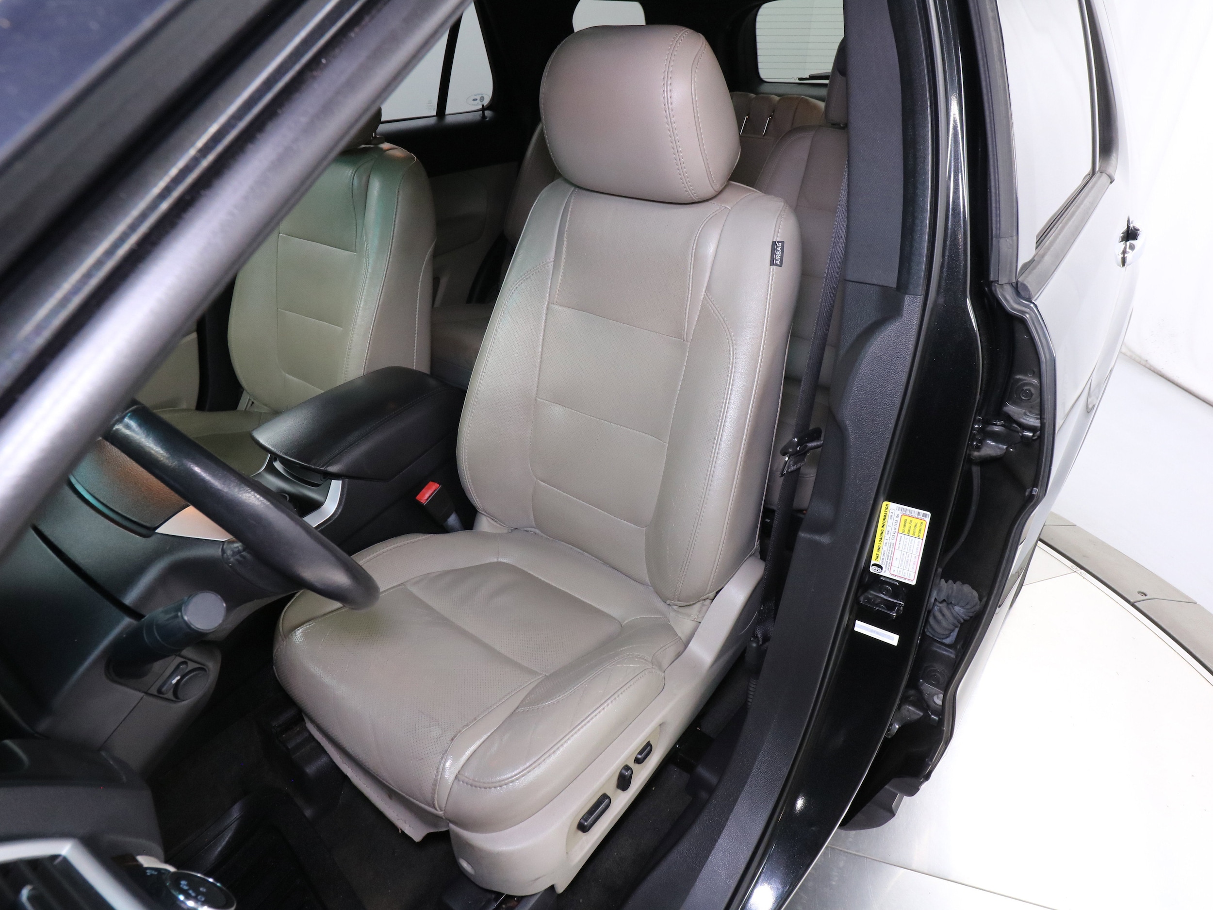 2015 Ford Explorer 16