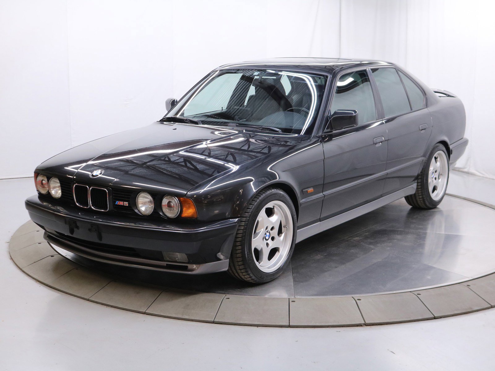 1993 BMW M5 4