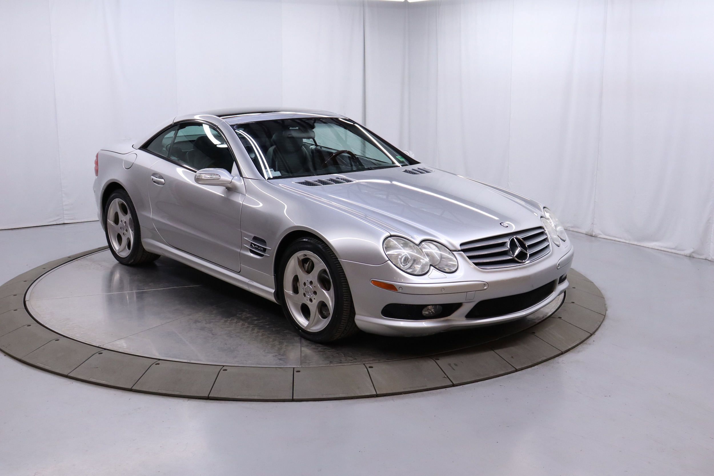 2004 Mercedes-Benz SL-Class 1