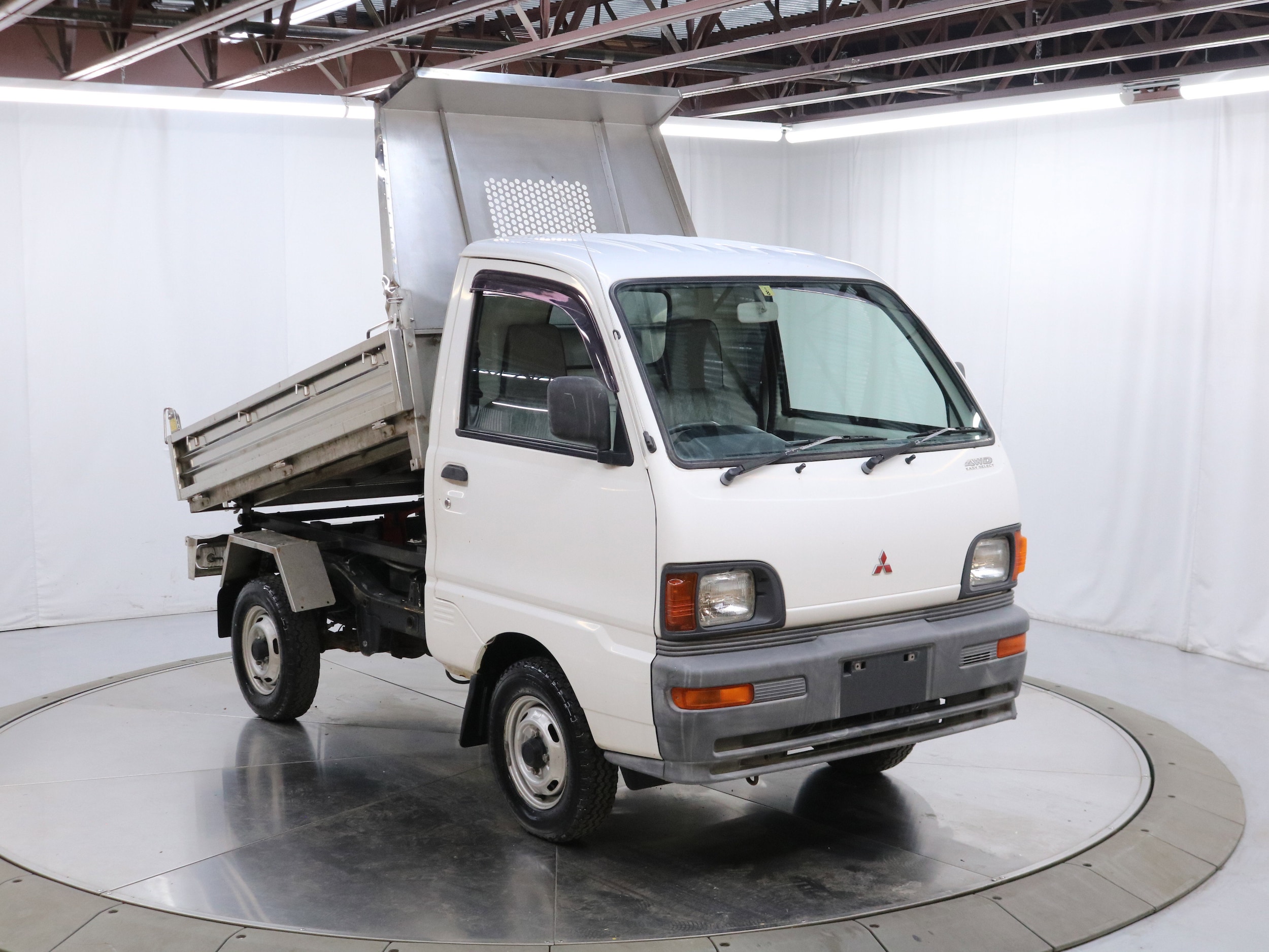 1996 Mitsubishi Minicab 9