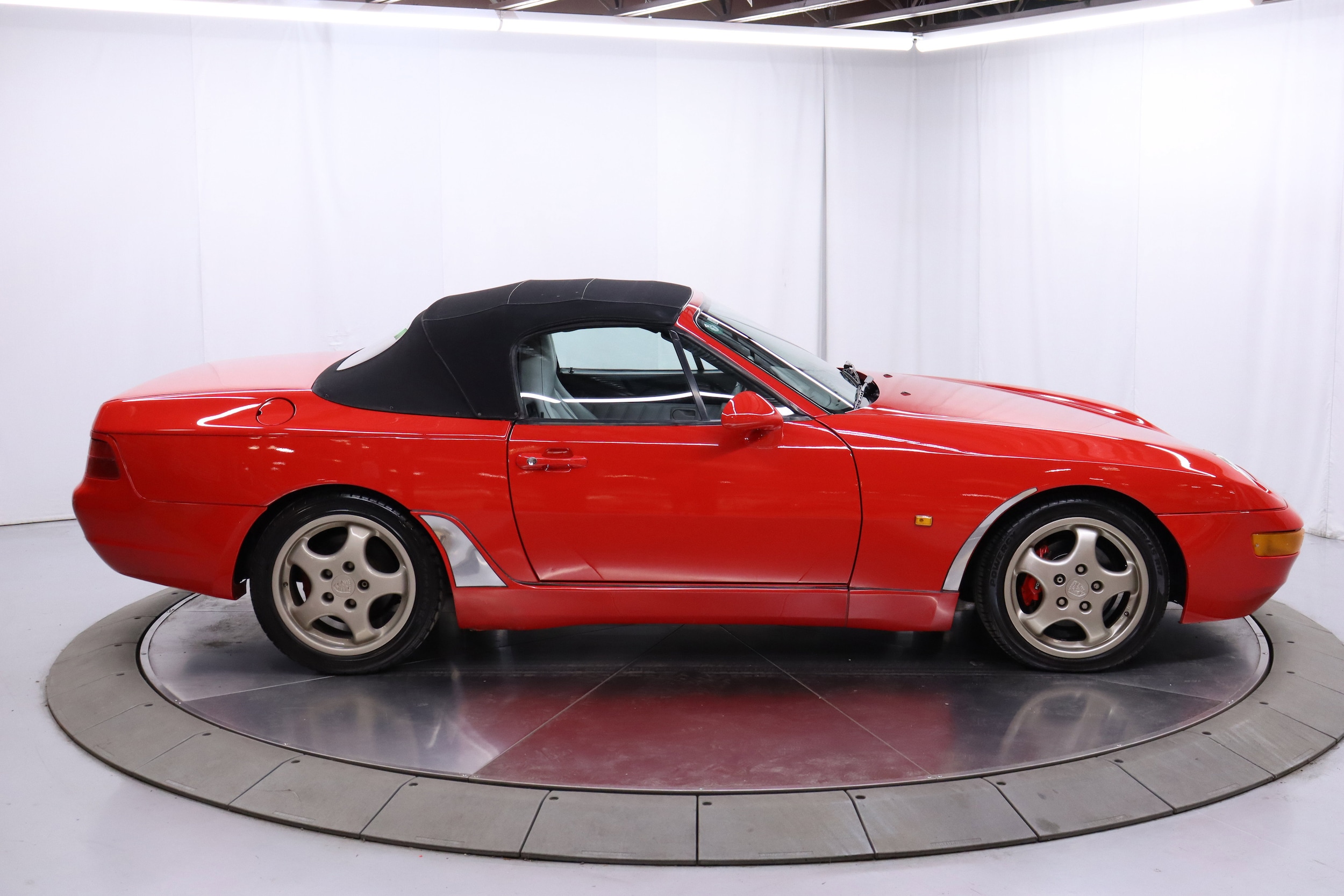 1992 Porsche 968 10