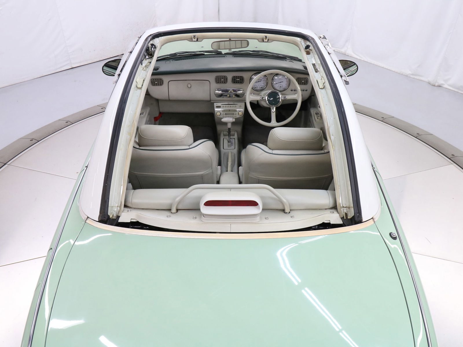 1992 Nissan Figaro 40