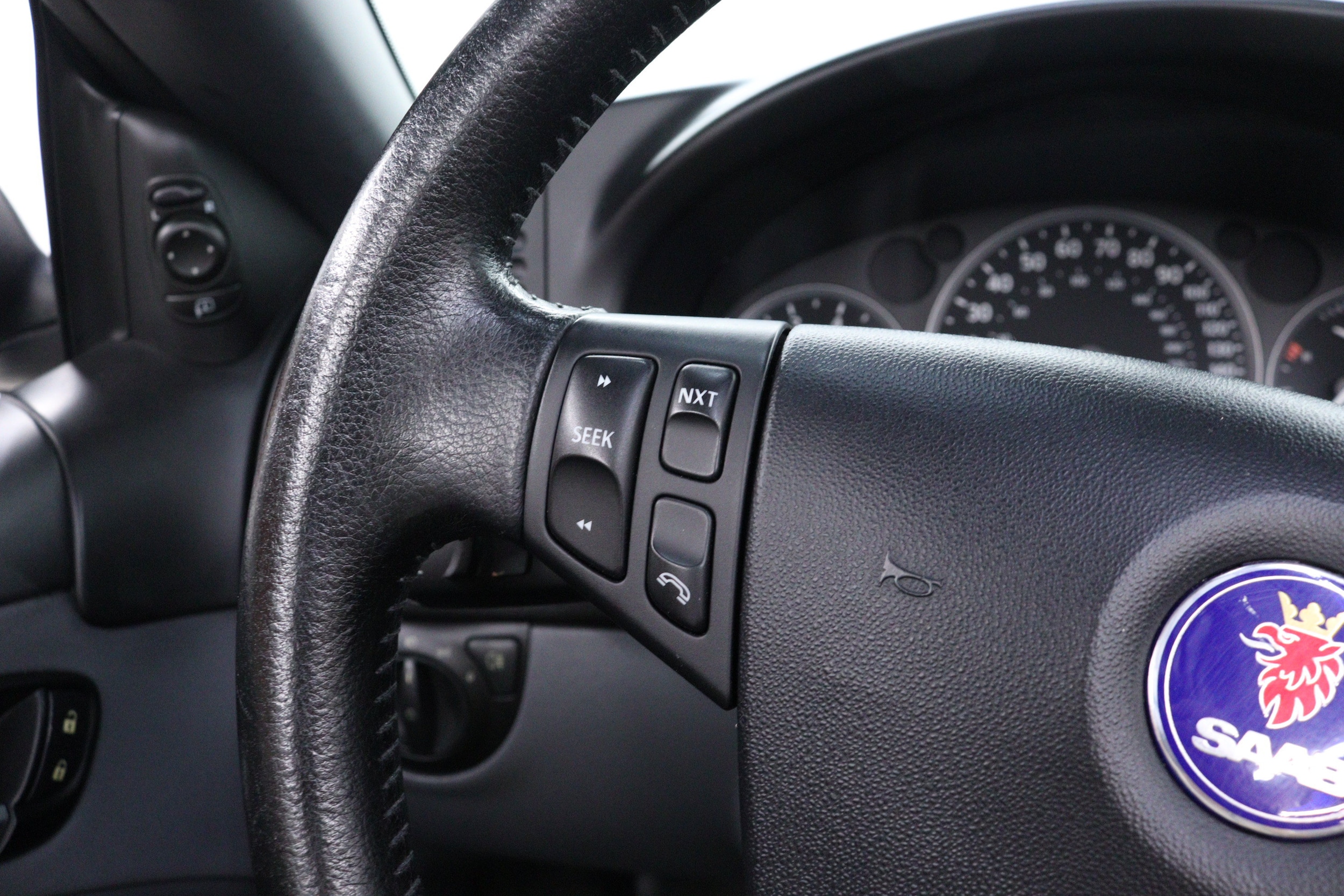 2004 Saab 2.0T 9-3 68